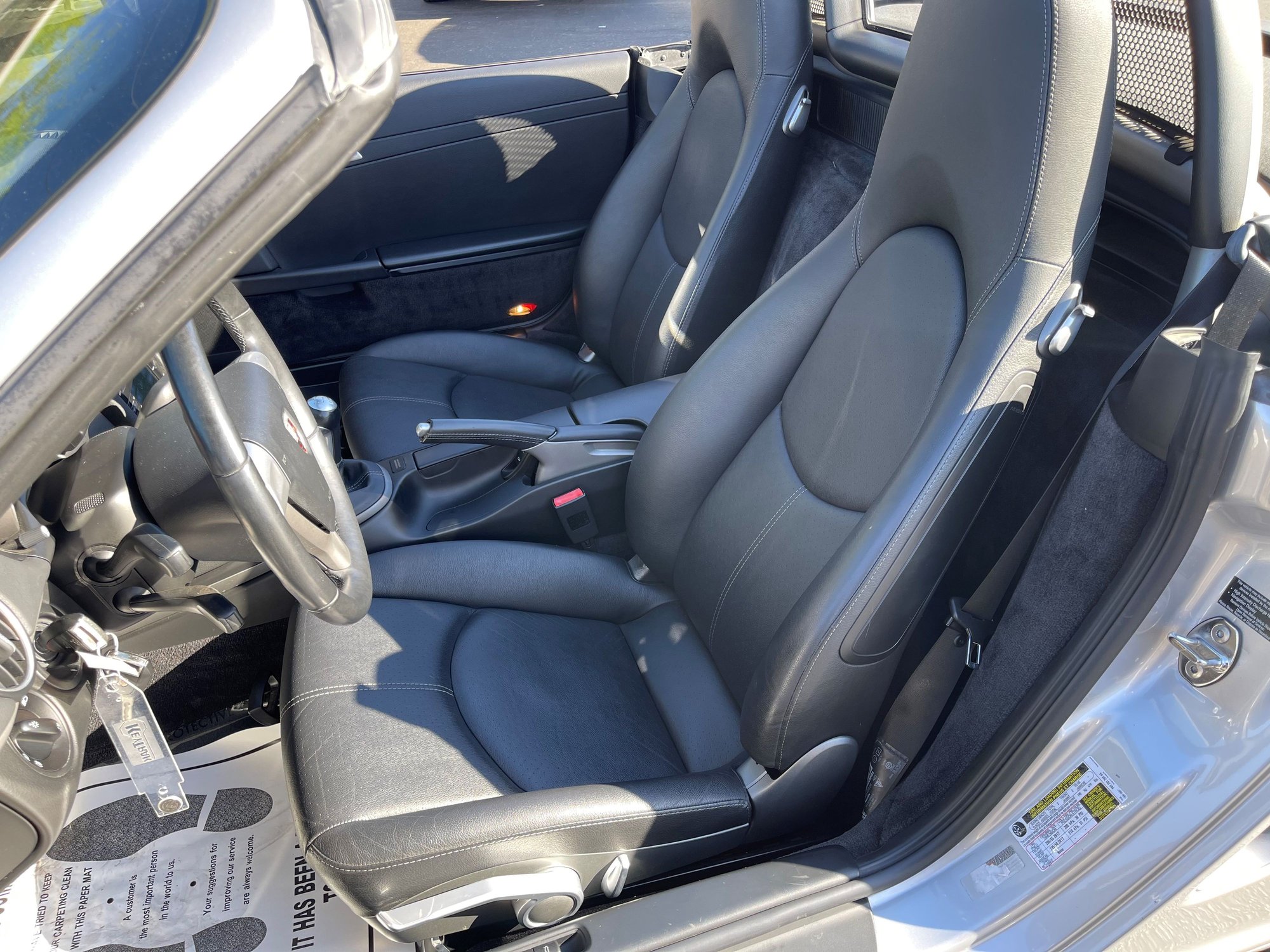 2009 Porsche Boxster - Immaculate 2009 Boxster! Manual Transmission! 28k Miles! - Used - VIN WP0CA29869U710430 - 28,500 Miles - 6 cyl - 2WD - Manual - Convertible - Silver - Tucson, AZ 85711, United States