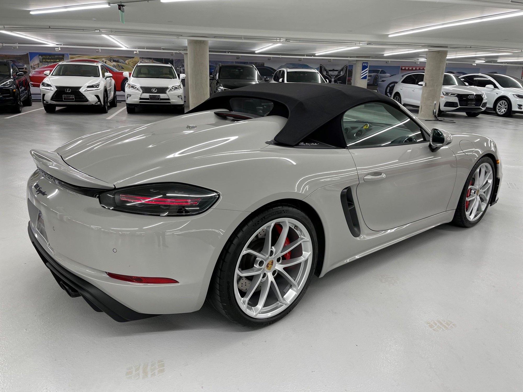 2021 Porsche 718 Spyder - 2021 718 Boxster Spyder MT - Used - VIN WP0CC2A87MS240399 - 5,653 Miles - 6 cyl - 2WD - Manual - Convertible - Gray - Austin, TX 78759, United States