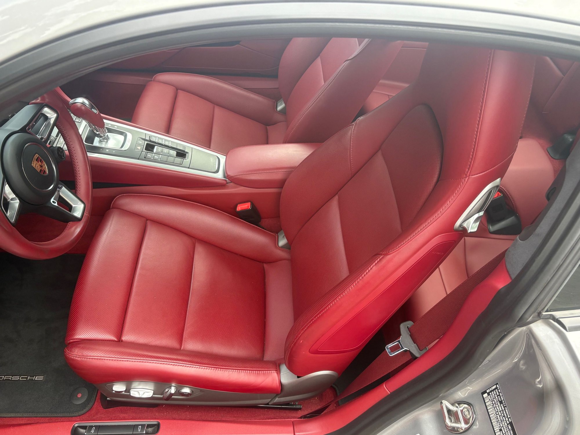 2017 Porsche 911 - 2017 991.2 Carrera Coupe - Silver W/ Red Interior - PDK - 23,XXX Miles - Many Options - Used - VIN Highly Optioned - 6 cyl - 2WD - Automatic - Coupe - Silver - San Diego, CA 92126, United States