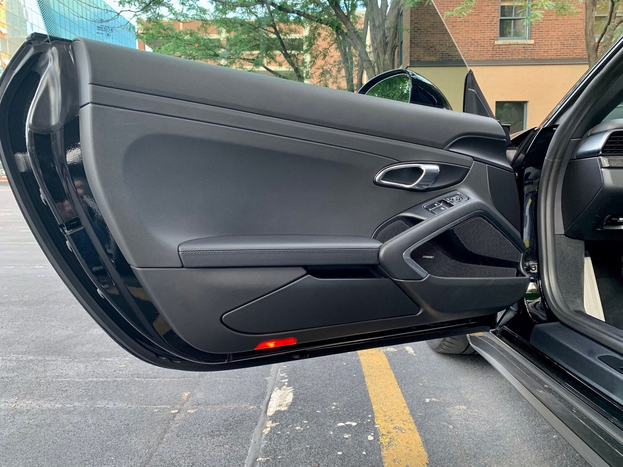 2018 Porsche GT3 - FS: GT3 Touring-Black-Great Spec - Used - VIN WP0AC2A91JS175559 - 3,650 Miles - 6 cyl - 2WD - Manual - Coupe - Black - Kansas City, MO 64108, United States