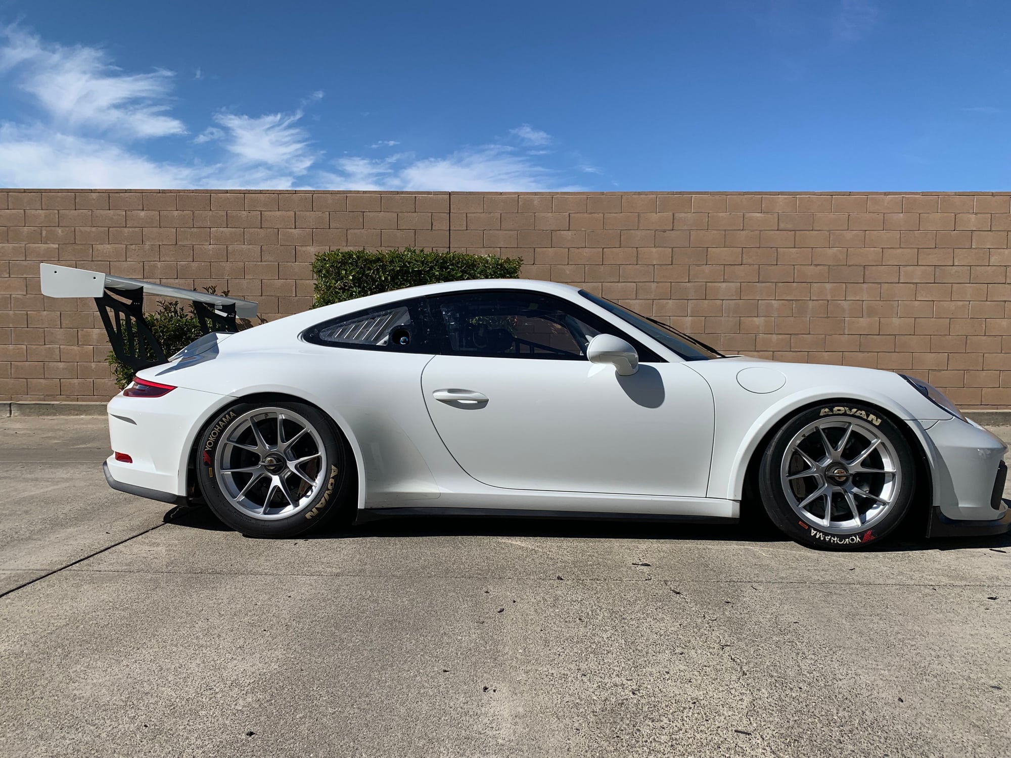 2019 Porsche GT3 - 2019 991.2 GT3 Cup, track days only, 25 hour chassis, 0 hour engine - Used - VIN WP0ZZZ99ZKS198304 - Incline Village, NV 89451, United States