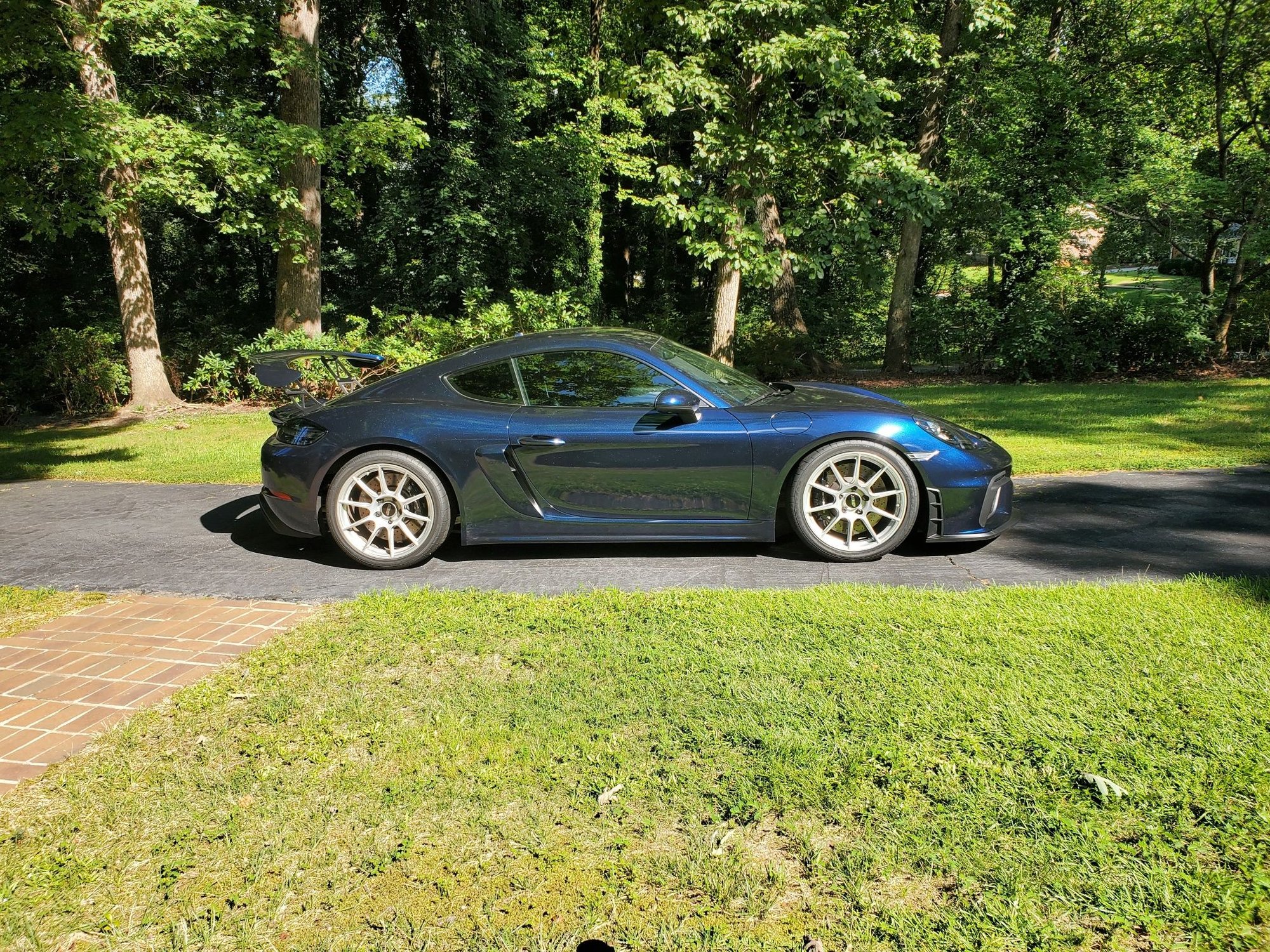 2022 Porsche 718 - 2022 GT4 blue black iridescent - Used - VIN WP0AC2A84NS275085 - 12,564 Miles - 6 cyl - 2WD - Automatic - Coupe - Blue - Greenville, SC 29615, United States