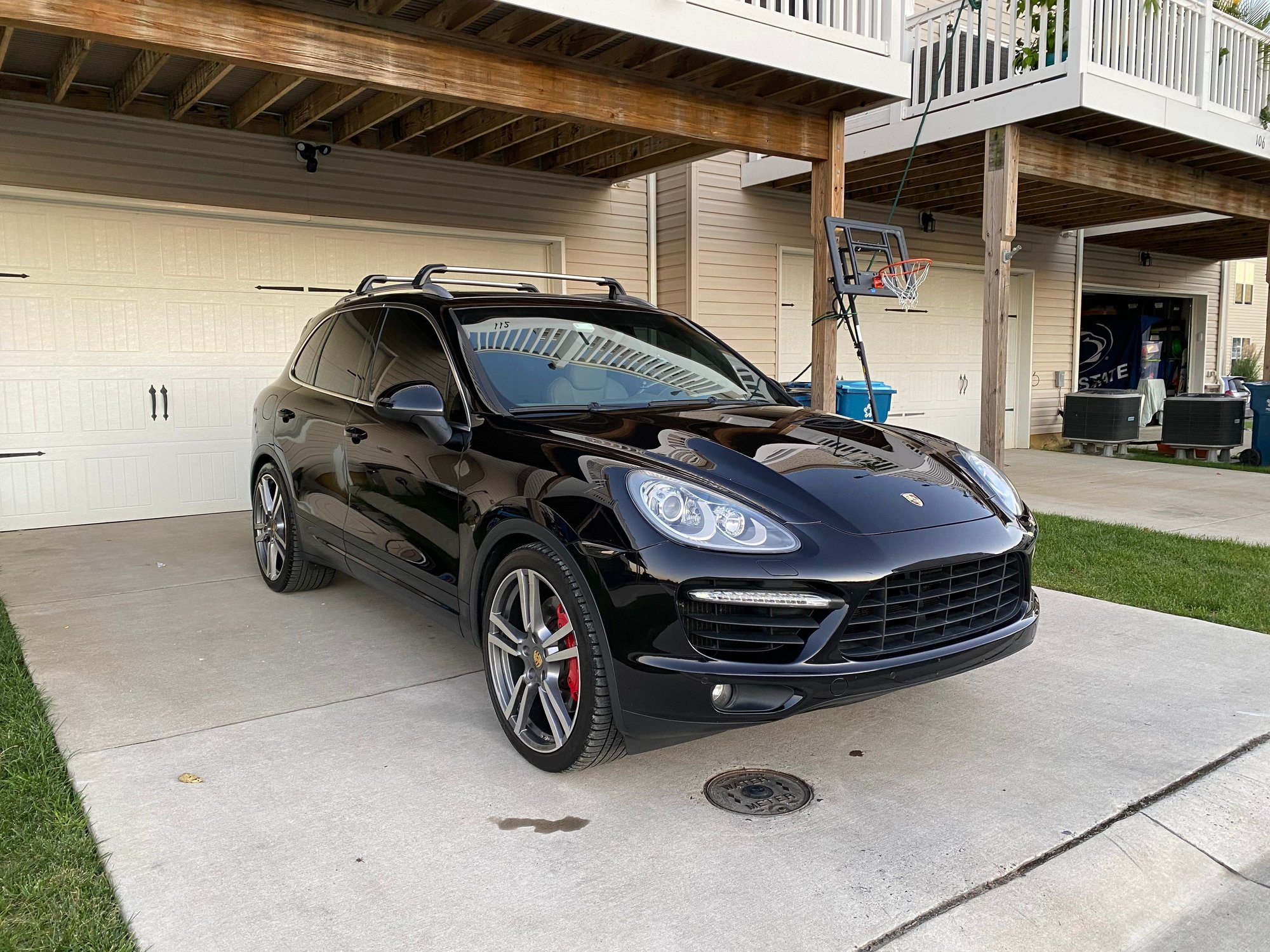 2011 Porsche Cayenne - 2011 Porsche Cayenne Turbo - Used - VIN WP1AC2A27BLA87693 - 160,000 Miles - 8 cyl - 4WD - Automatic - SUV - Black - Stevensville, MD 21666, United States