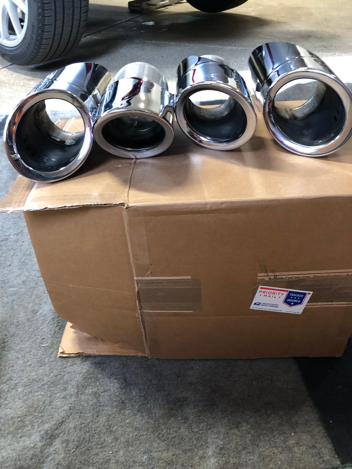 Engine - Exhaust - Macan Turbo OEM Sport tailpipes (chrome) - Used - 2015 to 2018 Porsche Macan - St. Charles, IL 60175, United States