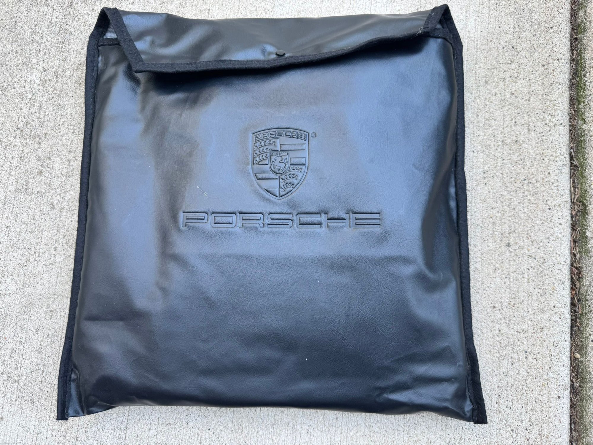 1999 Porsche 911 - Chicagoland 1999 Porsche 911 C2 Cabriolet Manual Triple Black w/LSD - Used - VIN WP0CA2998XS653911 - 80,061 Miles - 6 cyl - 2WD - Manual - Convertible - Black - River Forest, IL 60305, United States