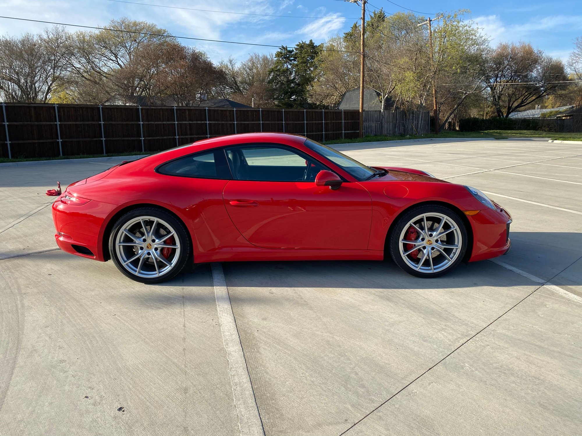 2017 Porsche 911 - 2017 991.2 Carrera S - low mileage - Used - VIN WP0AB2A98HS122208 - 10,259 Miles - 6 cyl - 2WD - Automatic - Coupe - Red - Dallas, TX 75229, United States