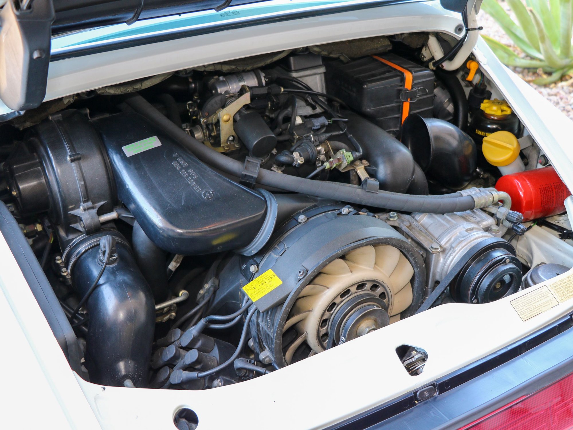 1994 Porsche 911 - 1994 964 C2 w/LSD option - Used - VIN WP0AB2966RS420218 - 103,300 Miles - 6 cyl - 2WD - Manual - Coupe - White - Las Vegas, NV 89012, United States