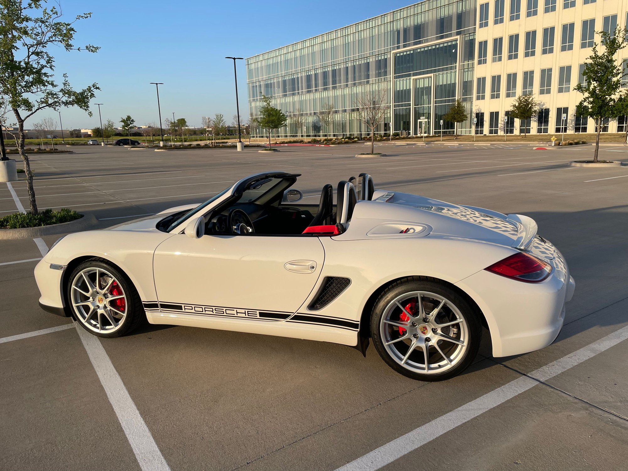 2011 Porsche Boxster - 987 Boxster Spyder - M/T, LWB, PSE, New Tires - Used - VIN Upon Request - 30,200 Miles - Manual - White - Dallas, TX 75287, United States