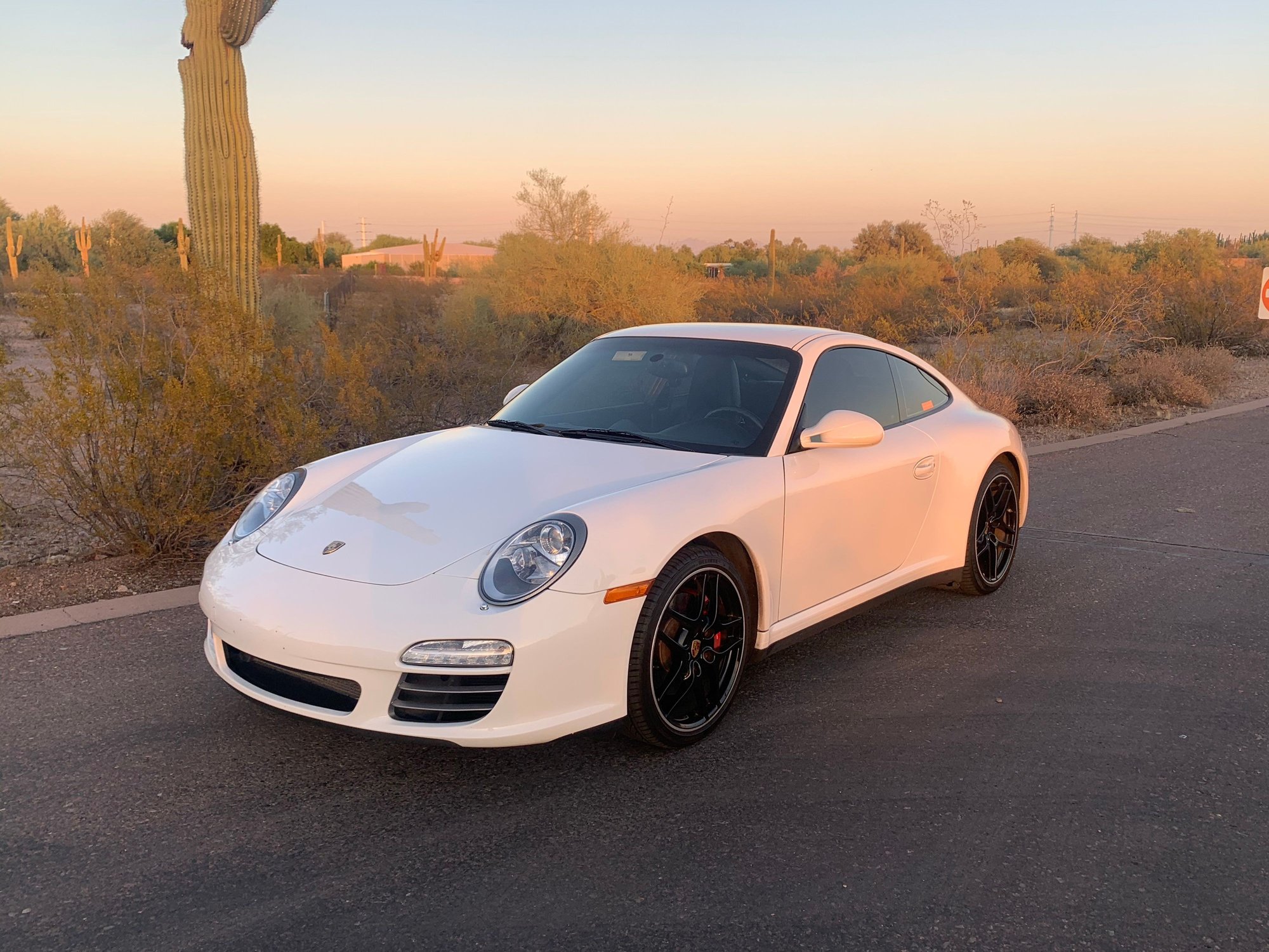 2012 Porsche 911 - 2012 Porsche 911 4S - Used - VIN WP0AB2A98CS720730 - 66,000 Miles - 6 cyl - AWD - Automatic - Coupe - White - Scottsdale, AZ 85251, United States