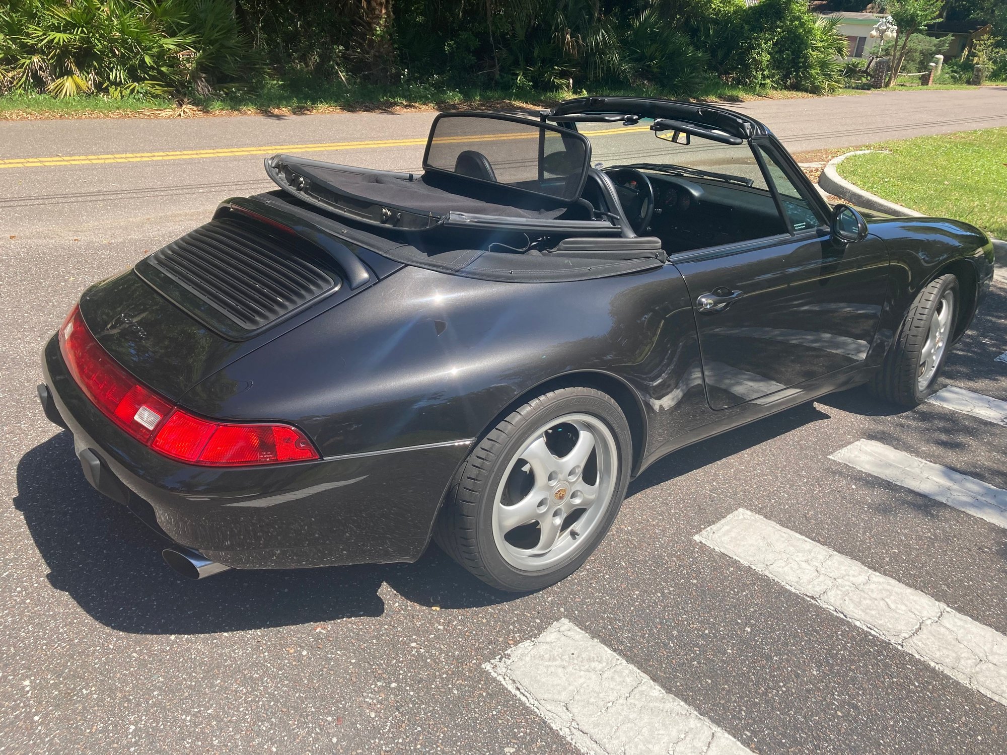 1997 Porsche 911 - 1997 Porsche 993 Cab - Used - VIN WP0CA2997VS341074 - 31,500 Miles - 6 cyl - 2WD - Manual - Convertible - Black - Amelia Island, FL 32034, United States