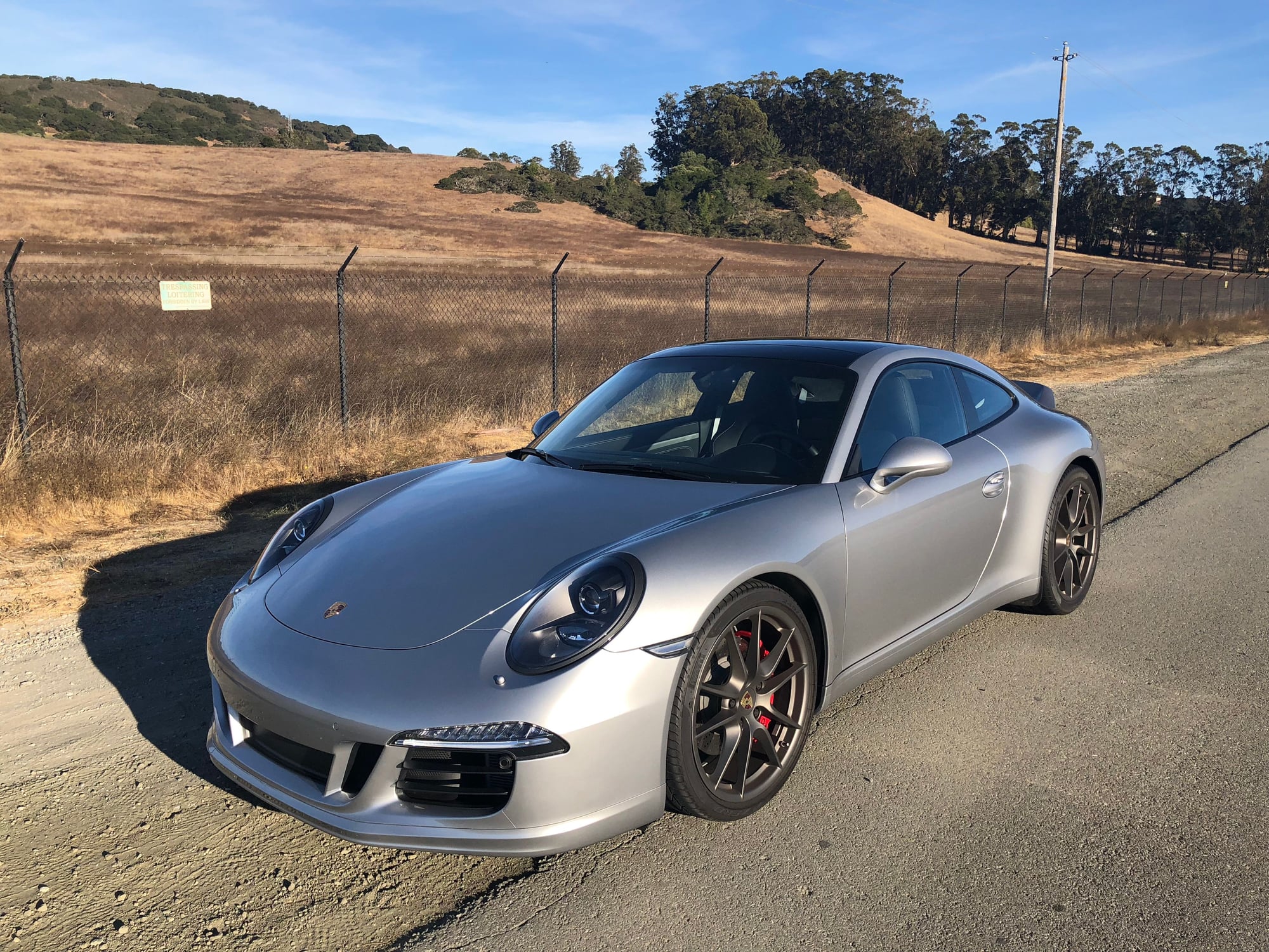 2015 Porsche 911 - 2015 PORSCHE 911 S (MANUAL) WITH SPORT DESIGN PACKAGE - Used - VIN WP0AB2A93FS124168 - 6 cyl - 2WD - Manual - Coupe - Silver - Palo Alto, CA 94301, United States