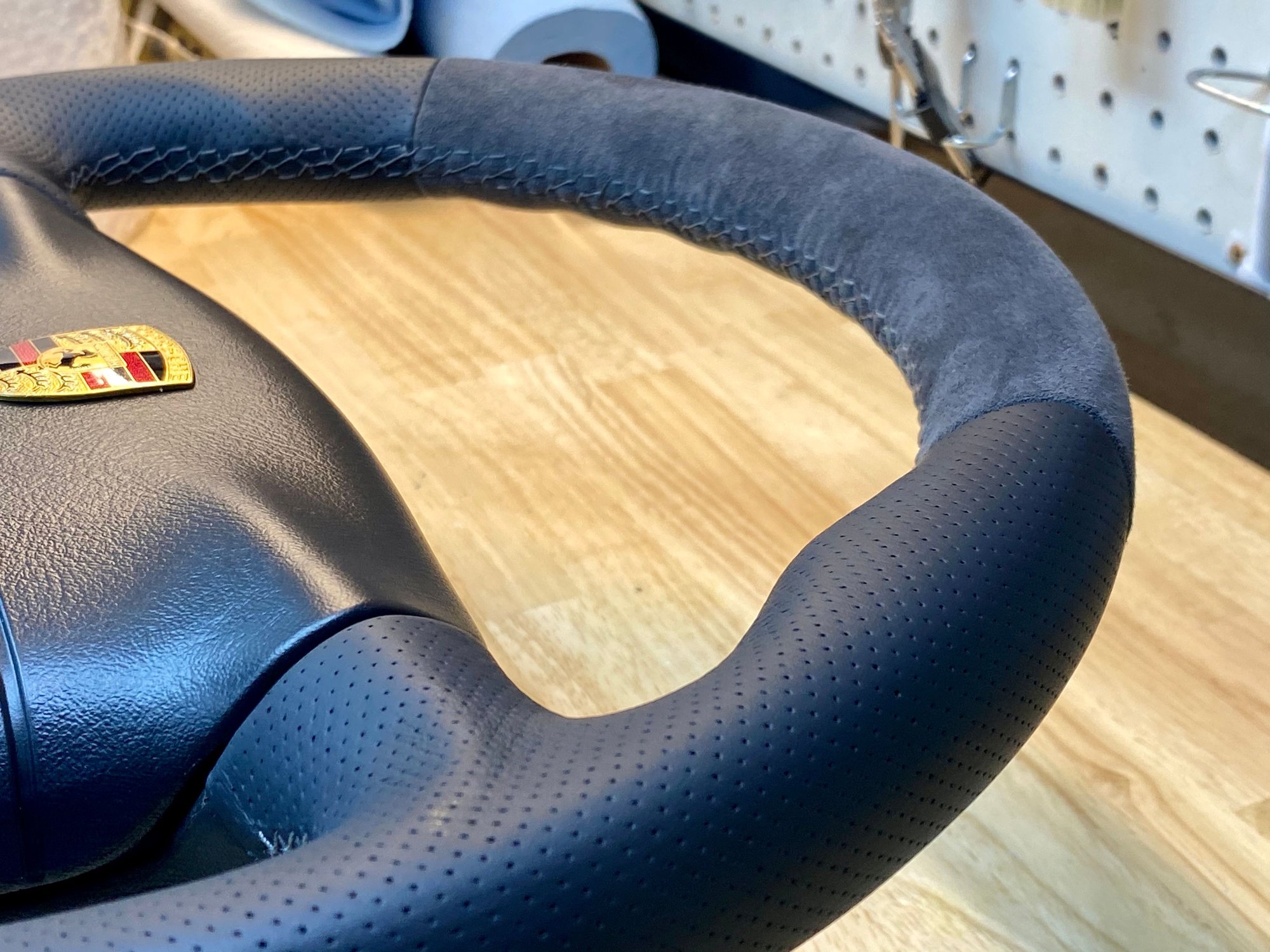 Interior/Upholstery - 993 custom made steering wheel by DTCM - Used - 1994 to 1999 Porsche 911 - Shreveport, LA 71106, United States