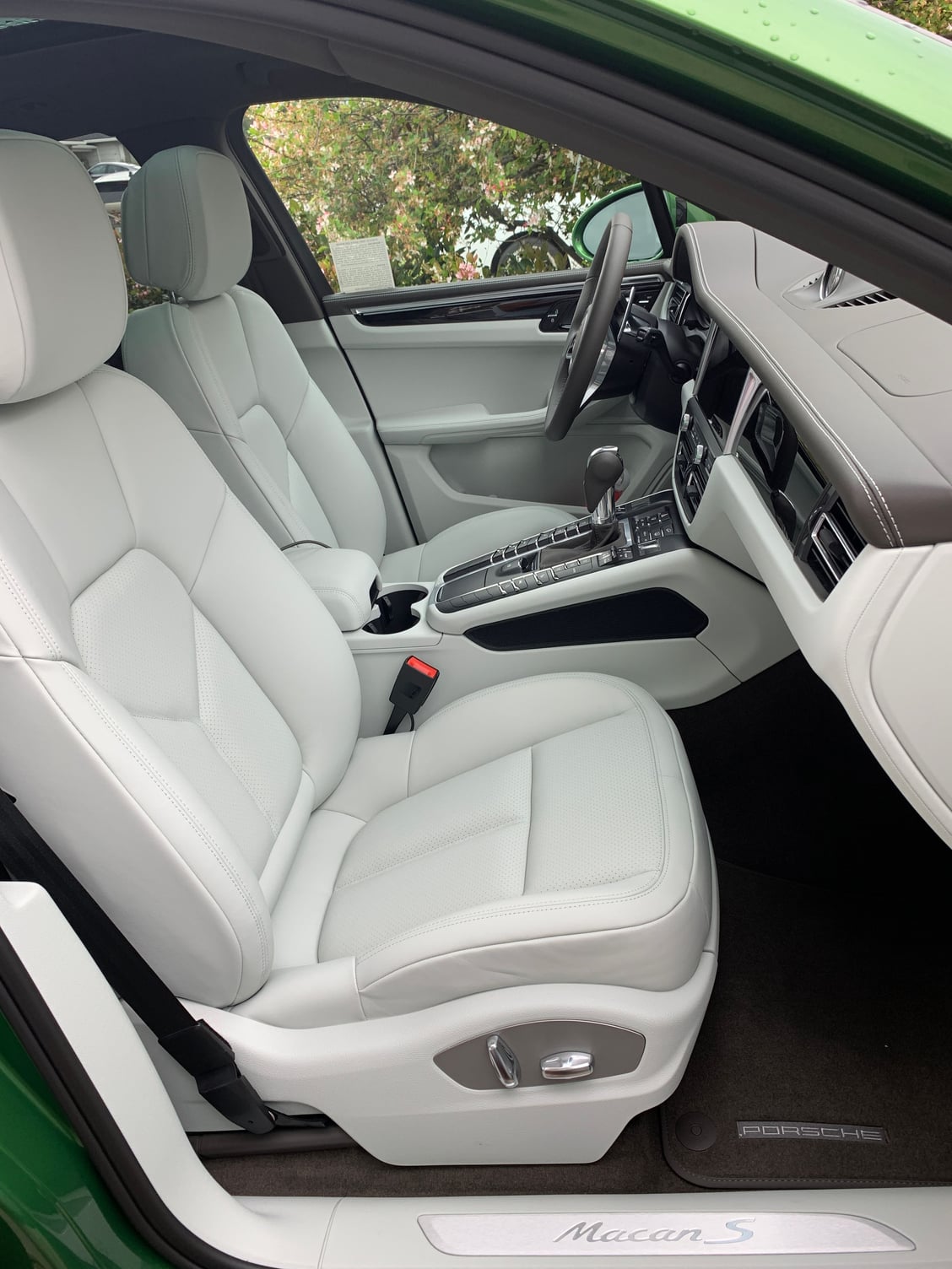 New mamba green Macan S is here - Rennlist - Porsche Discussion Forums