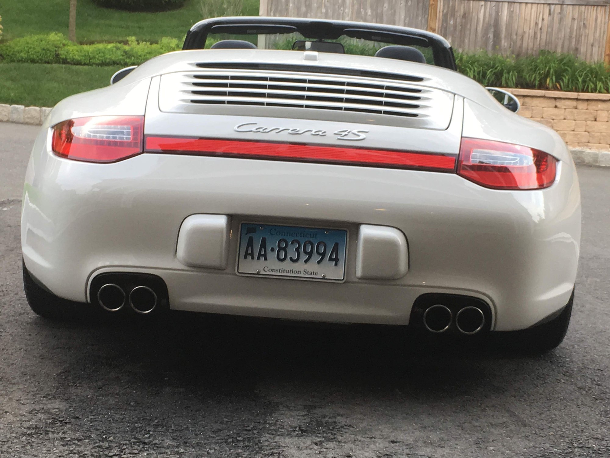 2009 Porsche 911 - 09 c4s - Used - VIN WPOcb29979s755846 - 6 cyl - 4WD - Automatic - Convertible - White - Shelton, CT 06484, United States