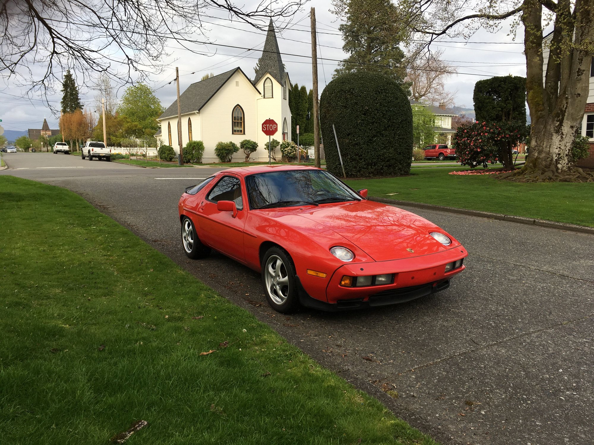 1986 Porsche 928 - 1986.5 928S 5-speed manual with LSD and adjustable Koni shocks - Used - VIN WP0JB0925GS862454 - 146,300 Miles - 8 cyl - 2WD - Manual - Hatchback - Red - Enumclaw, WA 98022, United States
