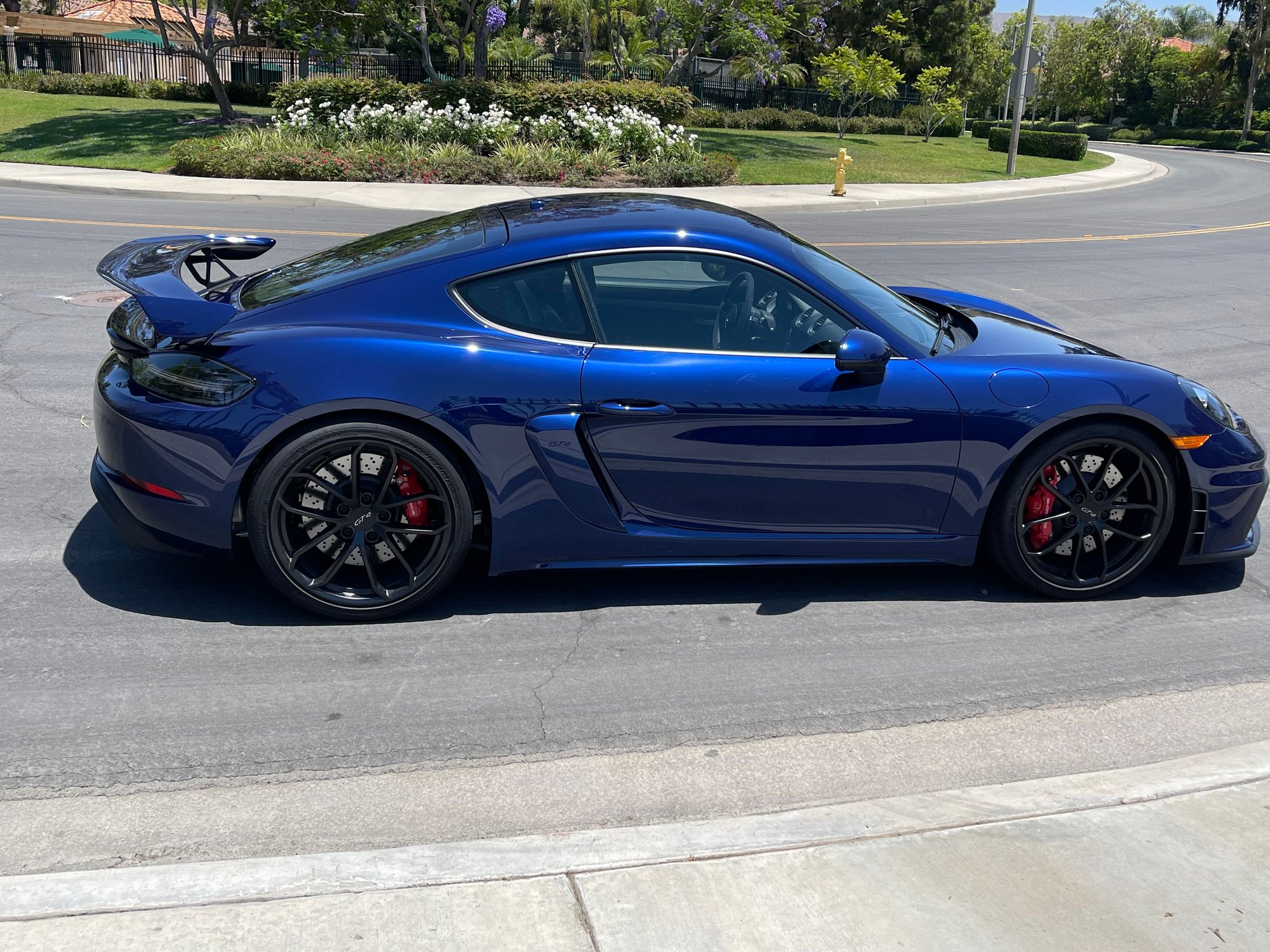 2021 Porsche 718 Cayman - FS: 2021 Gentian Blue PDK 718 Cayman GT4 w/LWB Seats - Used - VIN WP0AC2A81MK289086 - 2,060 Miles - 6 cyl - 2WD - Automatic - Coupe - Blue - Irvine, CA 92602, United States