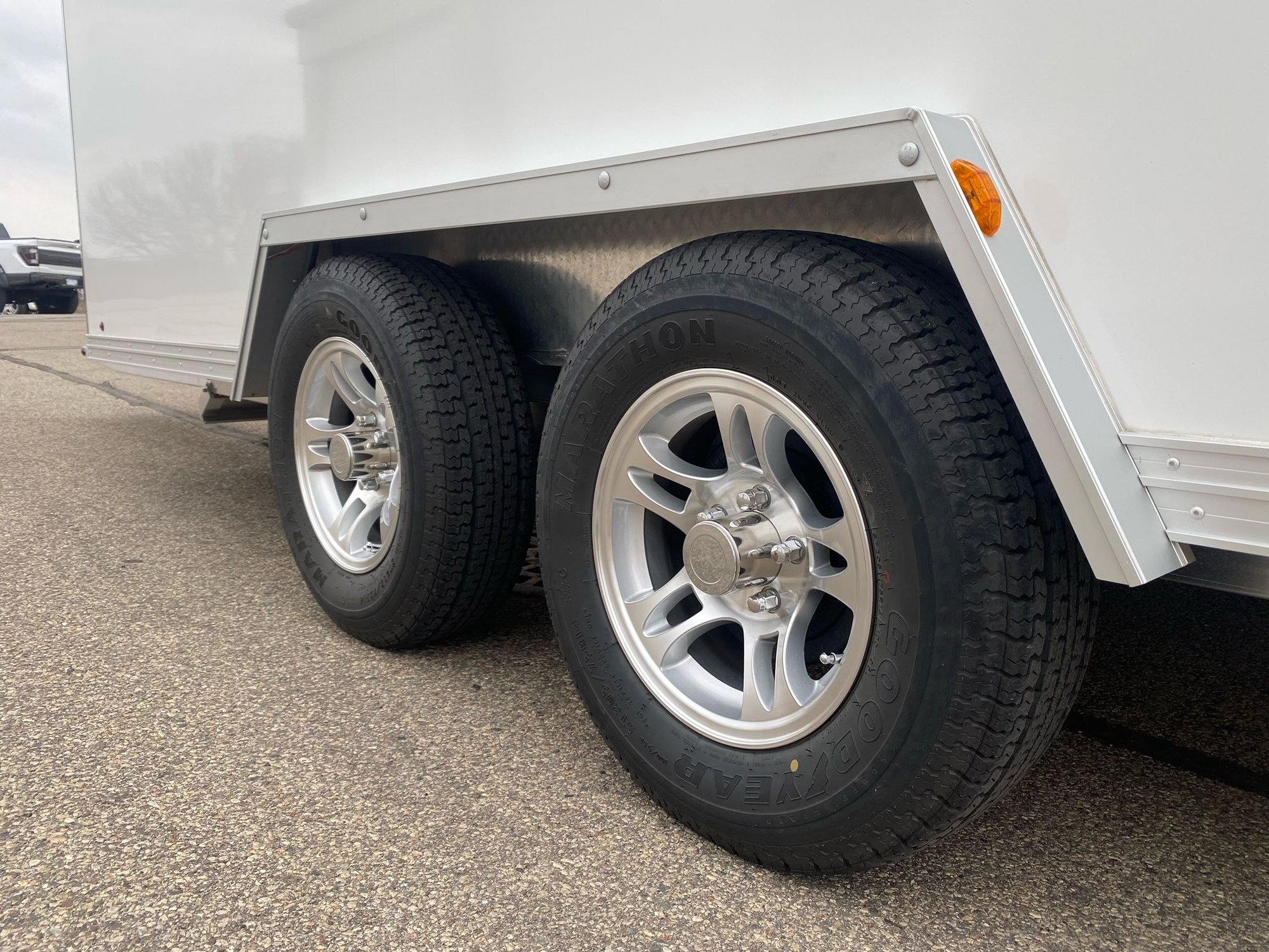 2019 Porsche 911 - Trailex Enclosed Car Trailer – 6” Additional Factory Height, Diamond Plate - Used - VIN 1XTXC2329H1999917 - 750 Miles - Wayzata, MN 55391, United States