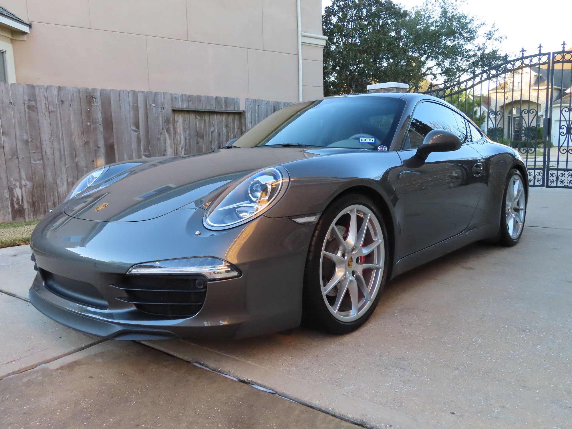 2012 Porsche 911 - 2012.5 Porsche 911.1 27k mile PDK  Sports Chrono  well-optioned - Used - VIN WP0AB2A96CS121051 - 27,100 Miles - 6 cyl - 2WD - Automatic - Coupe - Gray - Houston, TX 77095, United States