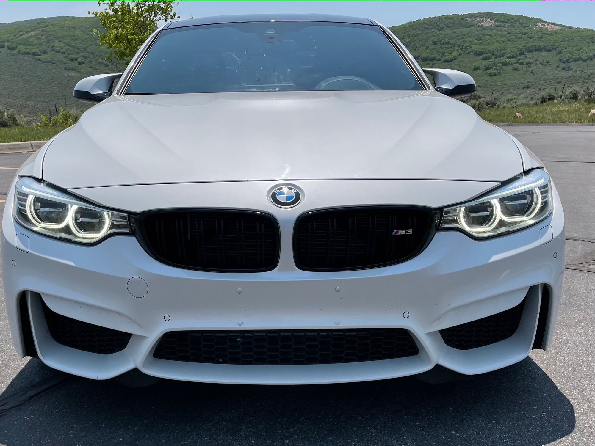 2017 BMW M3 - 2017 BMW M3 Mineral White with Sakir Interior Loaded with Packages - Used - VIN WBS8M9C54H5G84757 - 38,150 Miles - 6 cyl - 2WD - Automatic - Sedan - White - Park City, UT 84098, United States