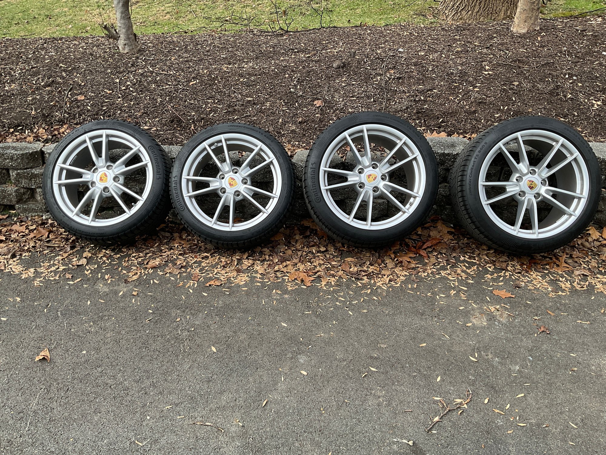 Wheels and Tires/Axles - Porsche 992 OEM Complete Winter Wheels and Tires - Used - 2020 to 2024 Porsche 911 - Morristown, NJ 07960, United States