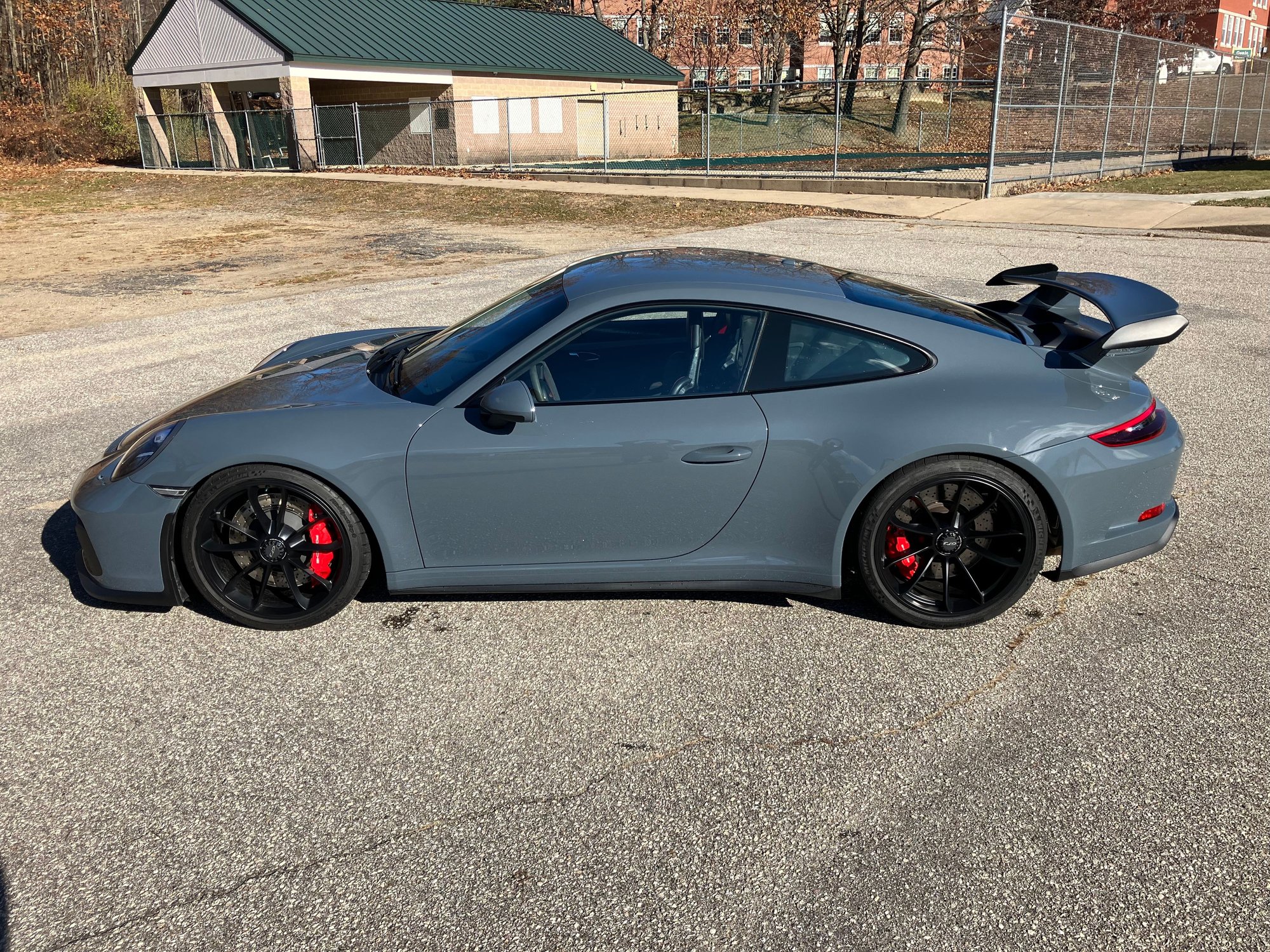 2018 Porsche GT3 - 2018 MANUAL 991.2 GT3 for sale 190,000 - Used - VIN WP0AC2A96JS174357 - 2WD - Manual - Coupe - Blue - Rochester, NH 03839, United States