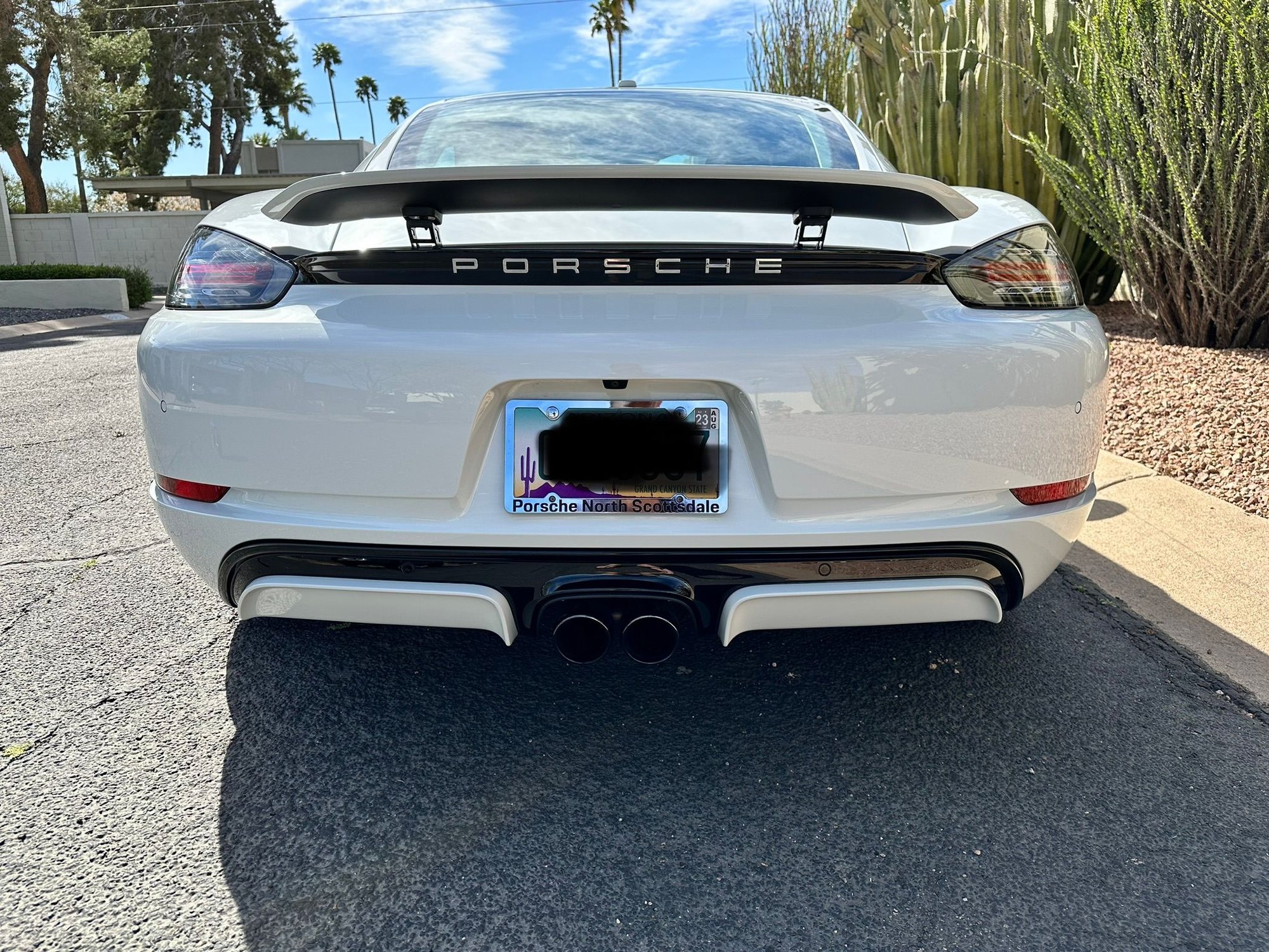 2019 Porsche 718 Cayman - 2019 718 Cayman 7K Miles, Awesome spec including black/chalk FULL leather int - Used - VIN WP0AA2A82KS260781 - 7,008 Miles - 4 cyl - 2WD - Automatic - Coupe - White - Scottsdale, AZ 85251, United States