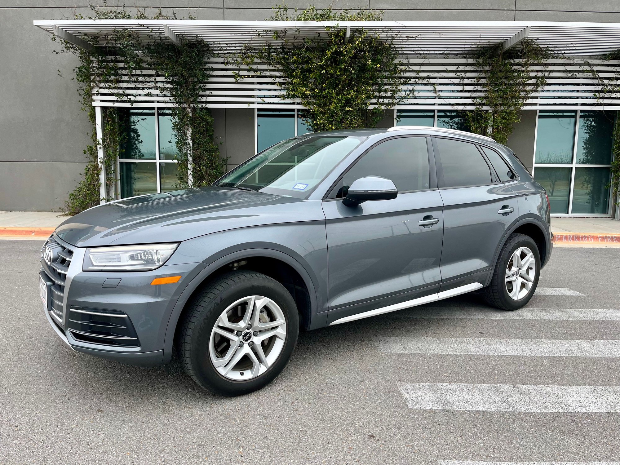 2018 Audi Q5 - CPO 2018 Audi Q5 - Used - VIN WA1ANAFY6J2040480 - 79,300 Miles - Laredo, TX 78041, United States