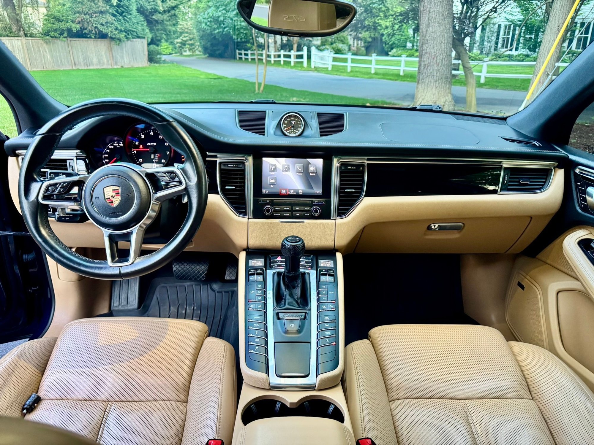 2017 Porsche Macan - 2017 Porsche Macan GTS | 96,750 miles | Full Life-to-Date Service History Available - Used - VIN WP1AG2A54HLB54841 - 96,750 Miles - 6 cyl - AWD - Automatic - SUV - Blue - Greenwich, CT 06830, United States