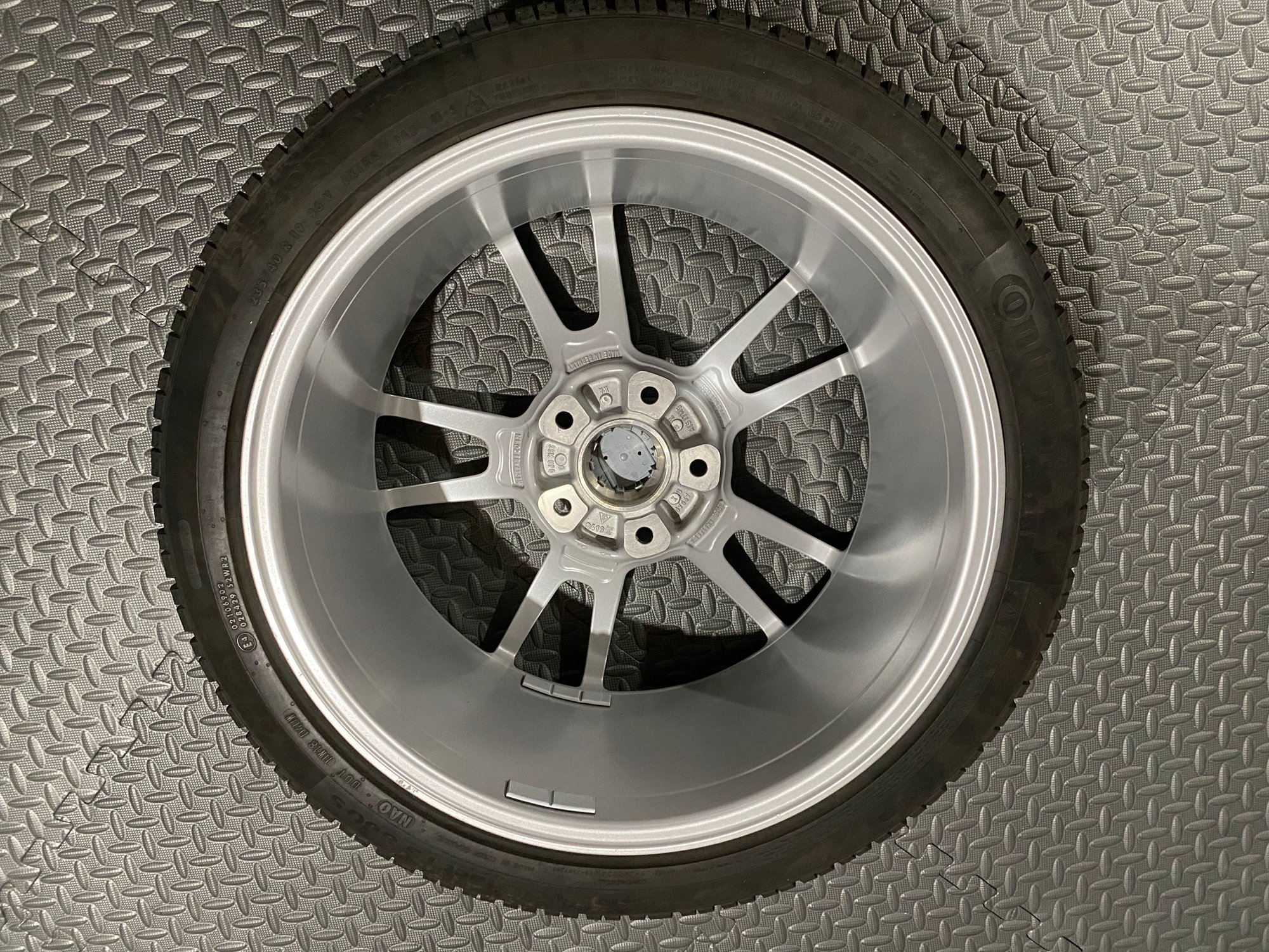 Wheels and Tires/Axles - 992 winter wheel set - Used - 2019 to 2024 Porsche 911 - Summit, NJ 07901, United States