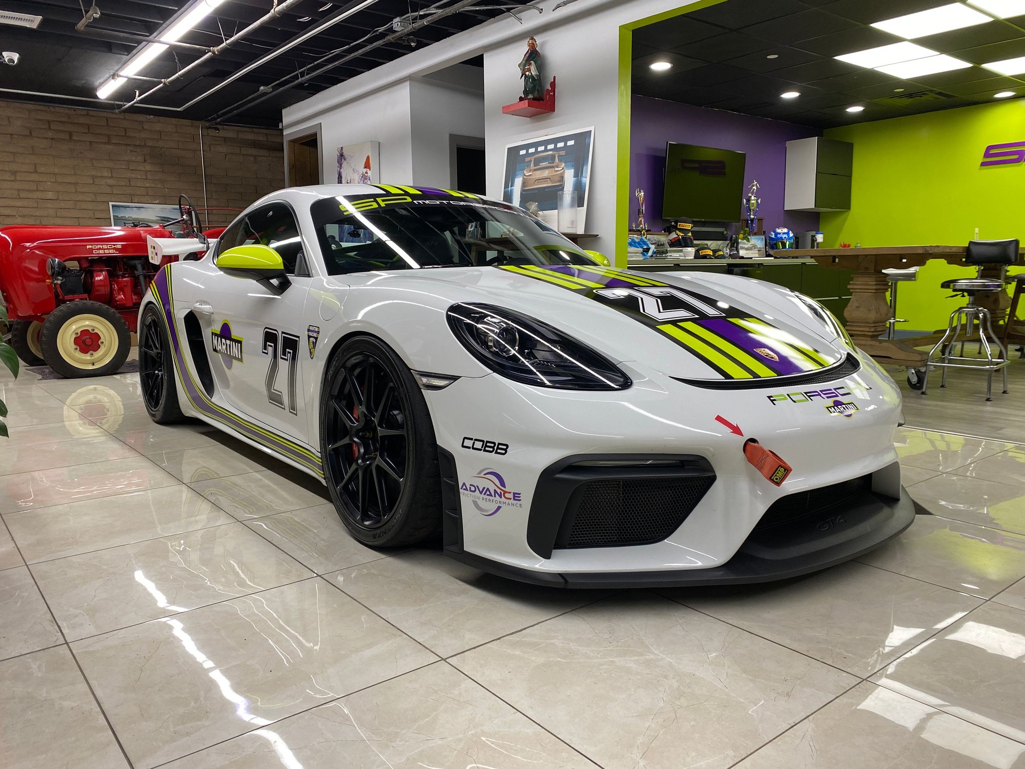 2020 Porsche 718 Cayman - 2020 PORSCHE 718 GT4 MANUAL | 1 OWNER | CLEAN TITLE - Used - VIN WP0AC2A86LK289177 - 11,584 Miles - 6 cyl - 2WD - Manual - Coupe - White - Hayward, CA 94545, United States