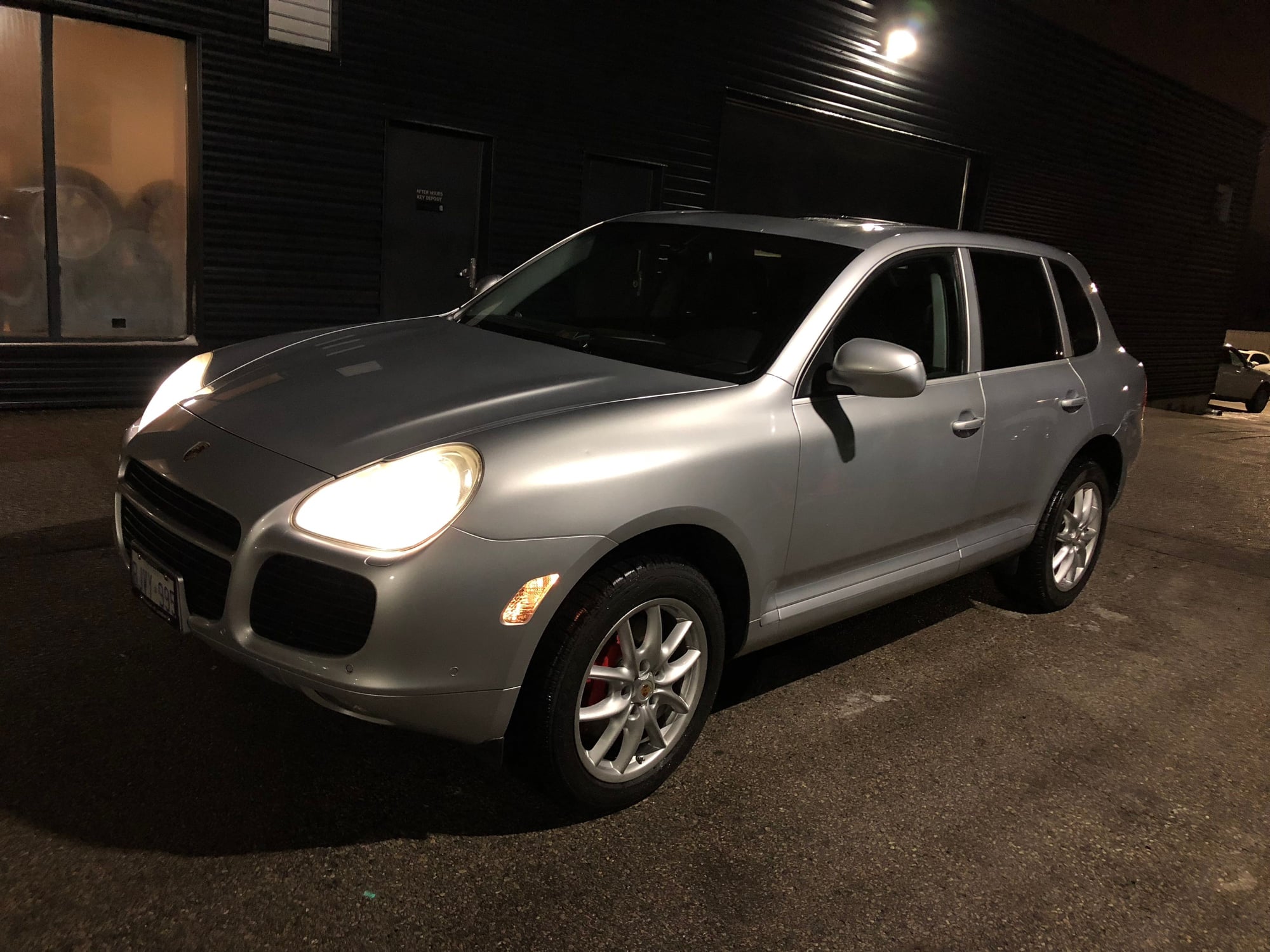 2004 Porsche Cayenne - 2004 Porsche Cayenne Turbo - Prev. Owned by Jerry Seinfeld - Used - VIN WP1AC29PX4LA90834 - 74,800 Miles - 8 cyl - AWD - Automatic - SUV - Silver - London, ON N6K4J5, Canada