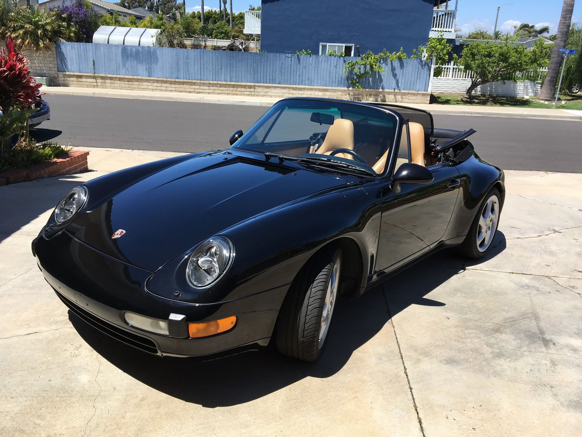 1998 Porsche 911 - 1998 Carrera Cabriolet C2 - Used - VIN WPOCA2992WS340965 - 6 cyl - 2WD - Manual - Convertible - Black - Huntington Beach, CA 92646, United States