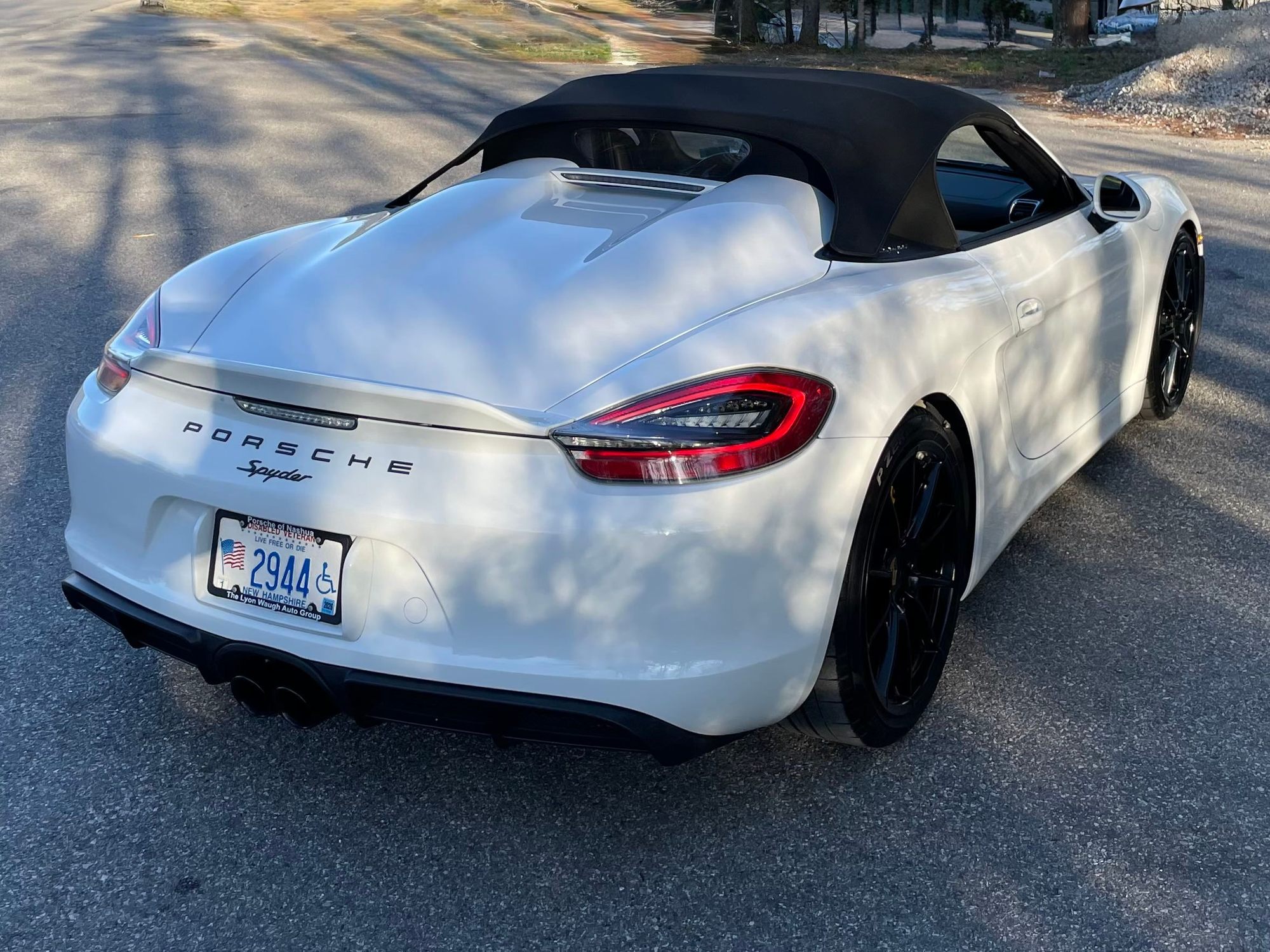 2016 Porsche Boxster - 2016 981 Spyder For Sale - Used - VIN WP0CC2A8XGS152175 - 21,068 Miles - 6 cyl - 2WD - Manual - Convertible - White - Plaistow, NH 03865, United States