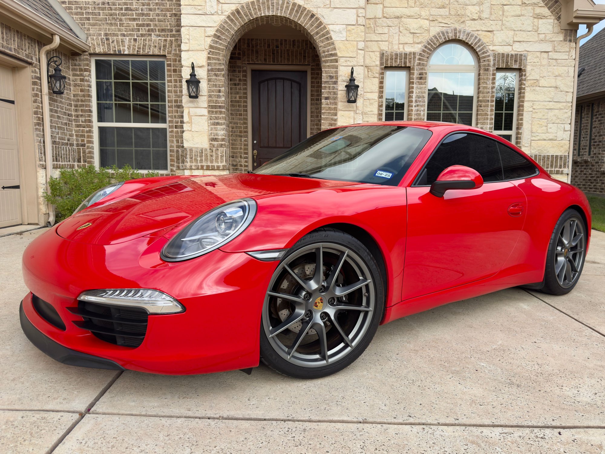 2013 Porsche 911 - 2013 Porsche 911 Carrera - Used - VIN WP0AA2A91DS107062 - 72,000 Miles - 6 cyl - 2WD - Automatic - Coupe - Red - Dallas-Fort Worth, TX 75001, United States