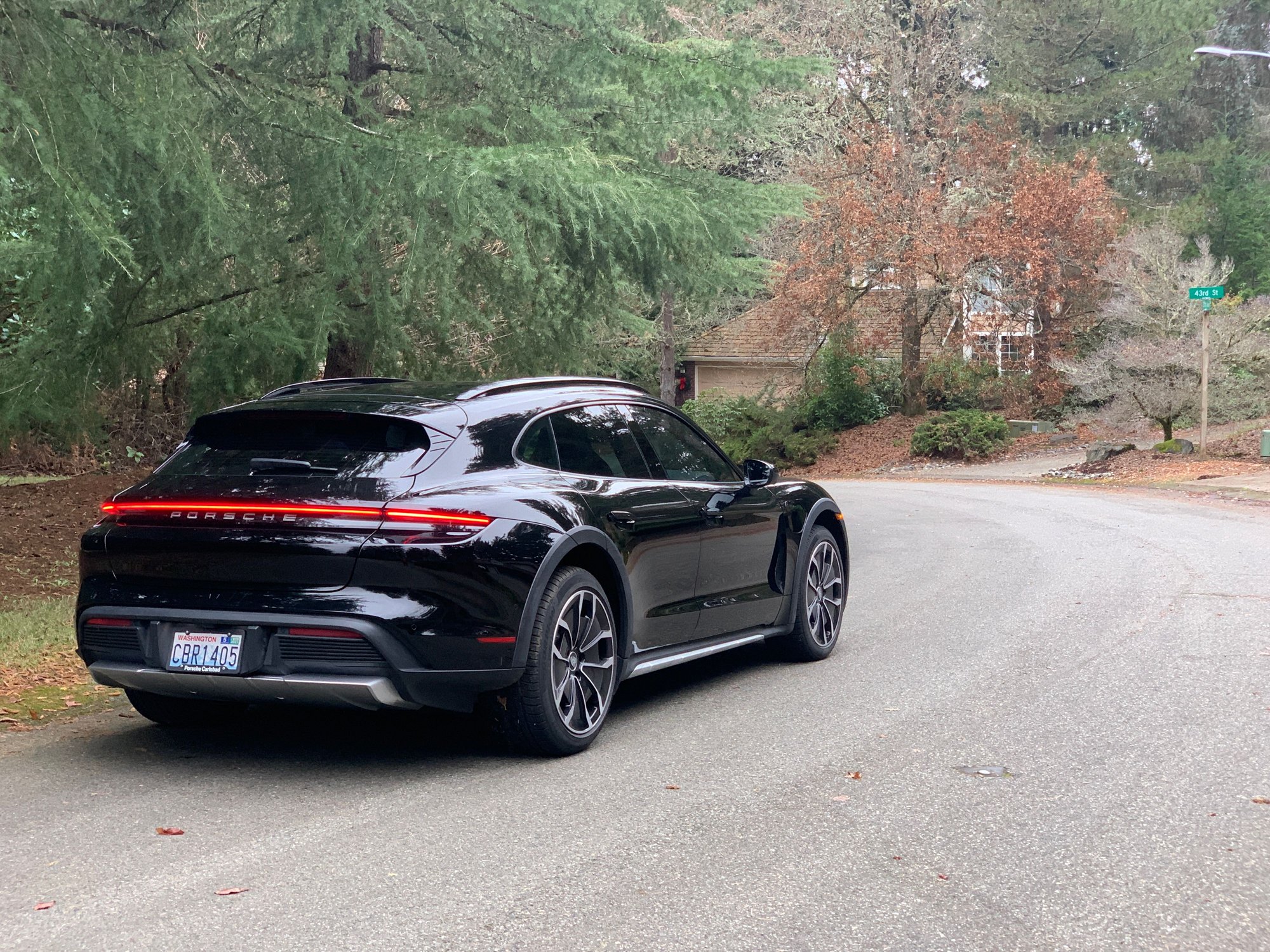 2022 Porsche Taycan - 2022 Taycan Cross Turismo - Used - VIN WP0BA2Y18NSA67376 - 9,326 Miles - Other - AWD - Automatic - Wagon - Black - Gig Harbor, WA 98335, United States