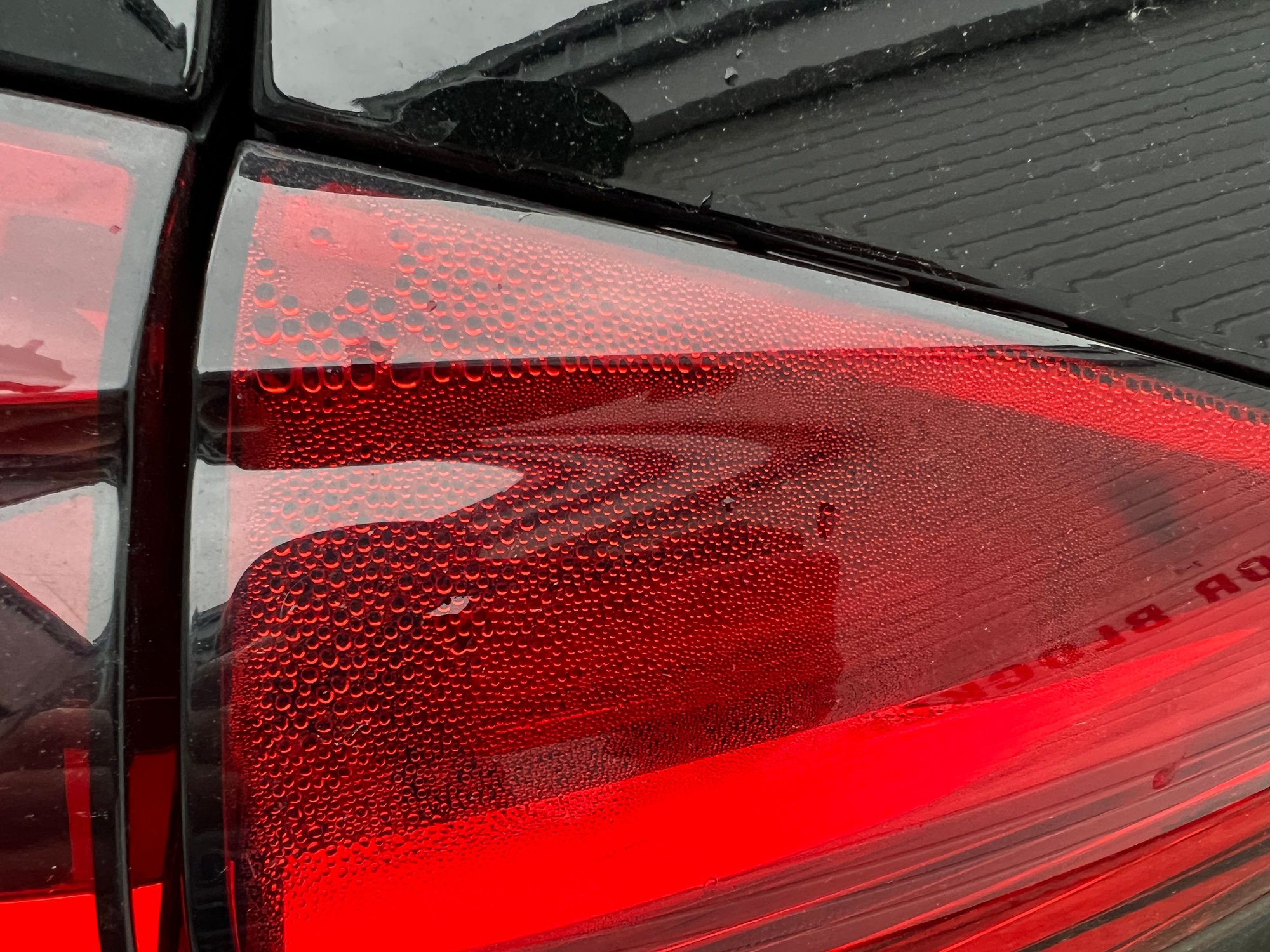 Condensation in Tail Lights Rennlist Porsche Discussion Forums
