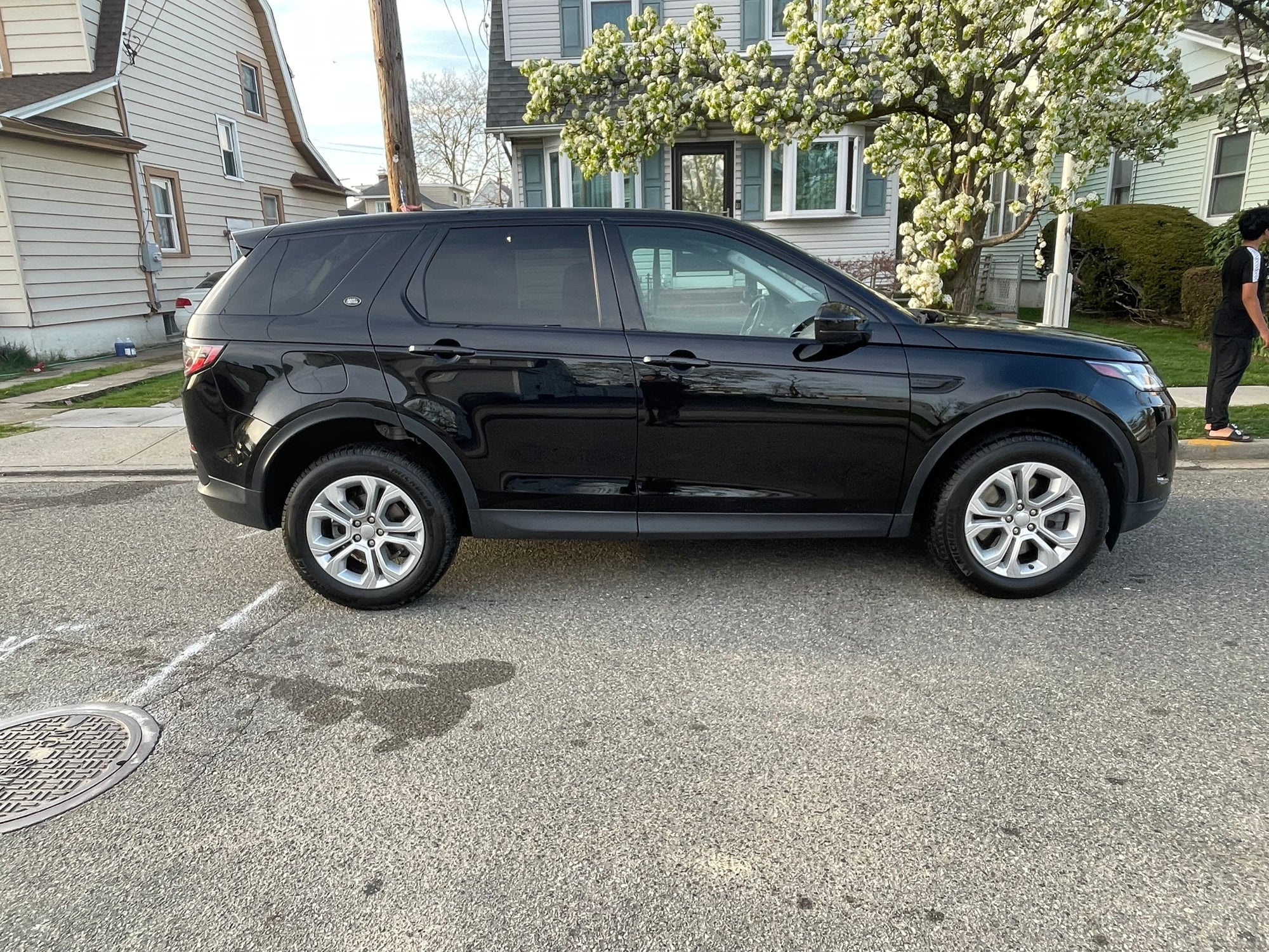 2020 Land Rover Discovery Sport - 2020 discovery sport p250 - Used - VIN SALCK2FXXLH864270 - 34,000 Miles - 4 cyl - 4WD - Automatic - SUV - Black - Freeport, NY 11735, United States
