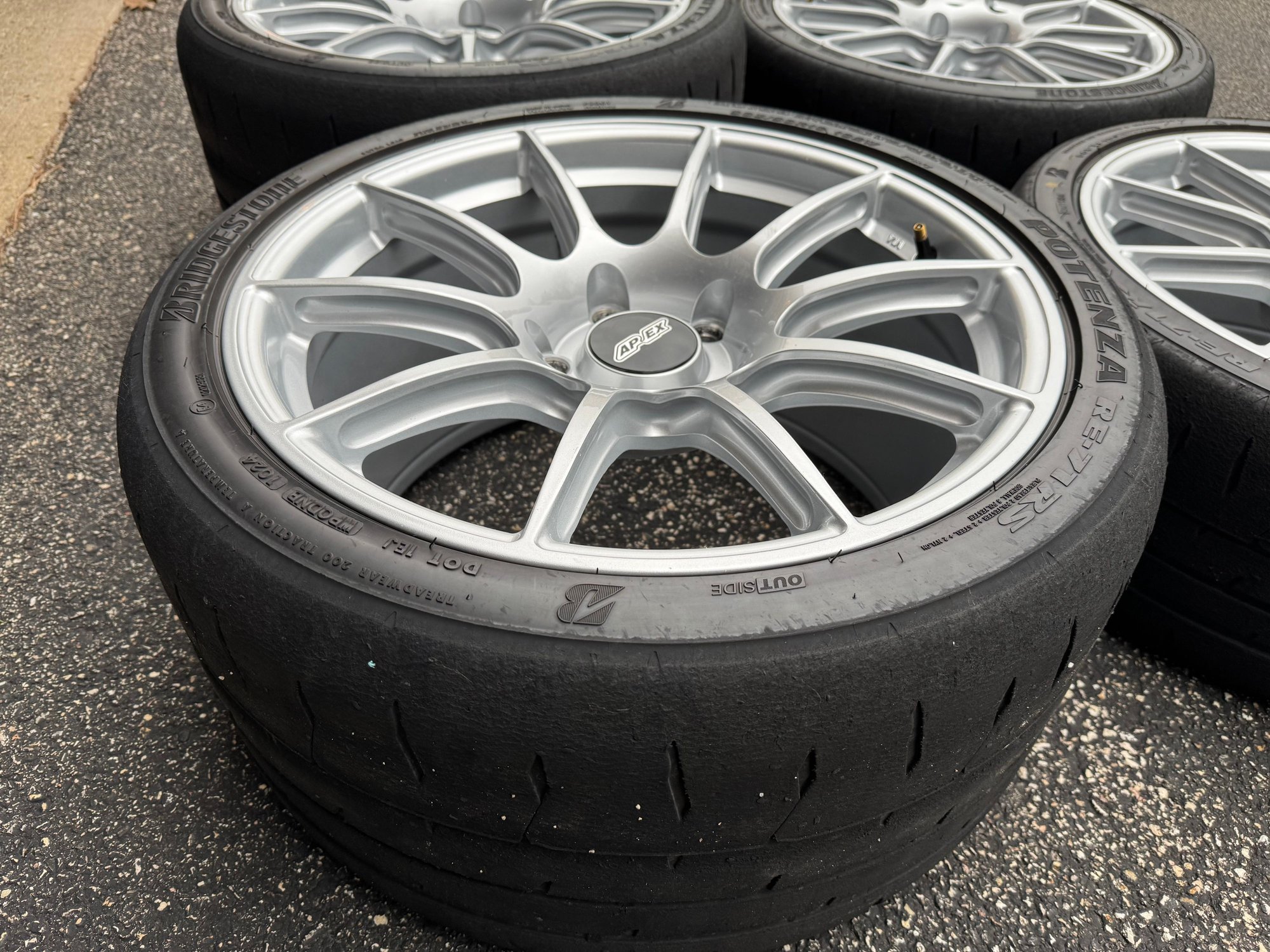 Wheels and Tires/Axles - Apex SM-10 19x9 / 19x11 wheels with Bridgestone RE-71 RS tires - Used - 2005 to 2016 Porsche 911 - Buffalo Grove, IL 60089, United States