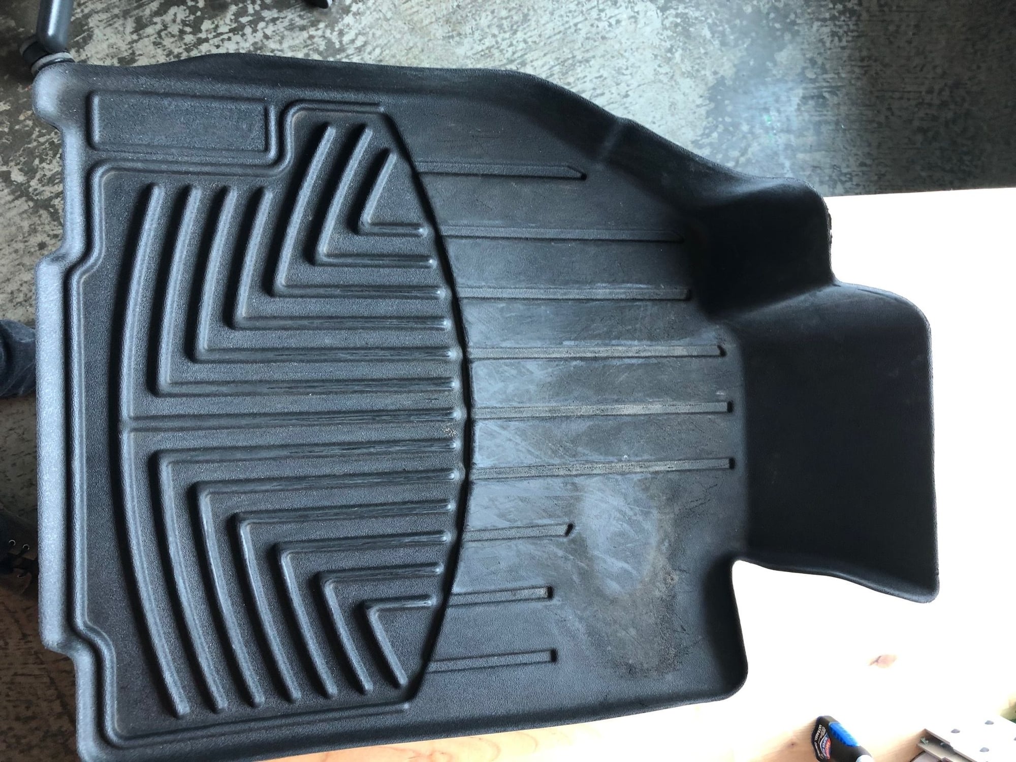 Interior/Upholstery - 997 rear seats and mats - Used - 2006 to 2014 Porsche 911 - Jersey City, NJ 07306, United States