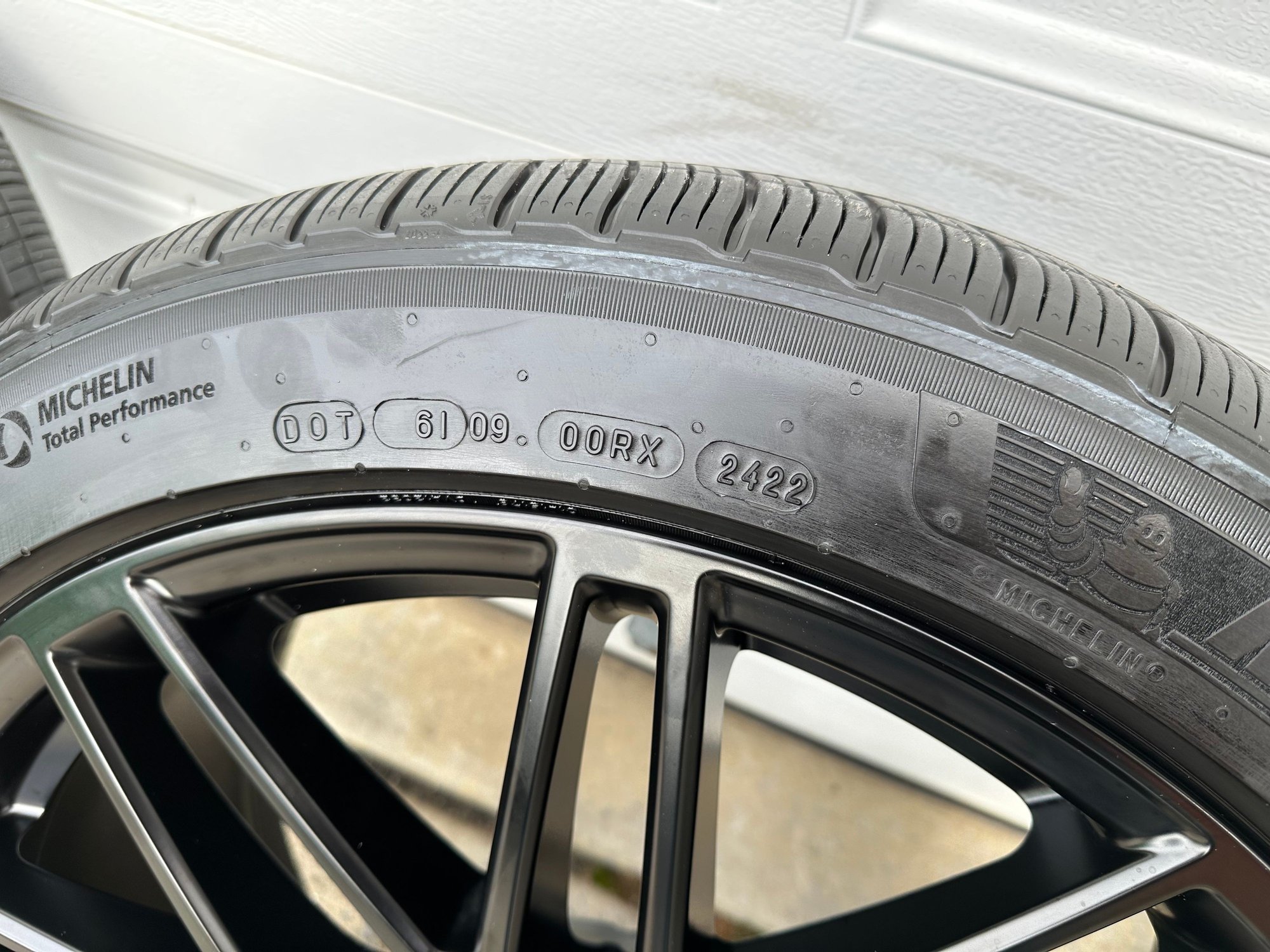 Wheels and Tires/Axles - Macan GTS 21” RS Spyder Design Wheels with TPMS and Center Caps - Used - 2015 to 2024 Porsche Macan - Deptford, NJ 08096, United States