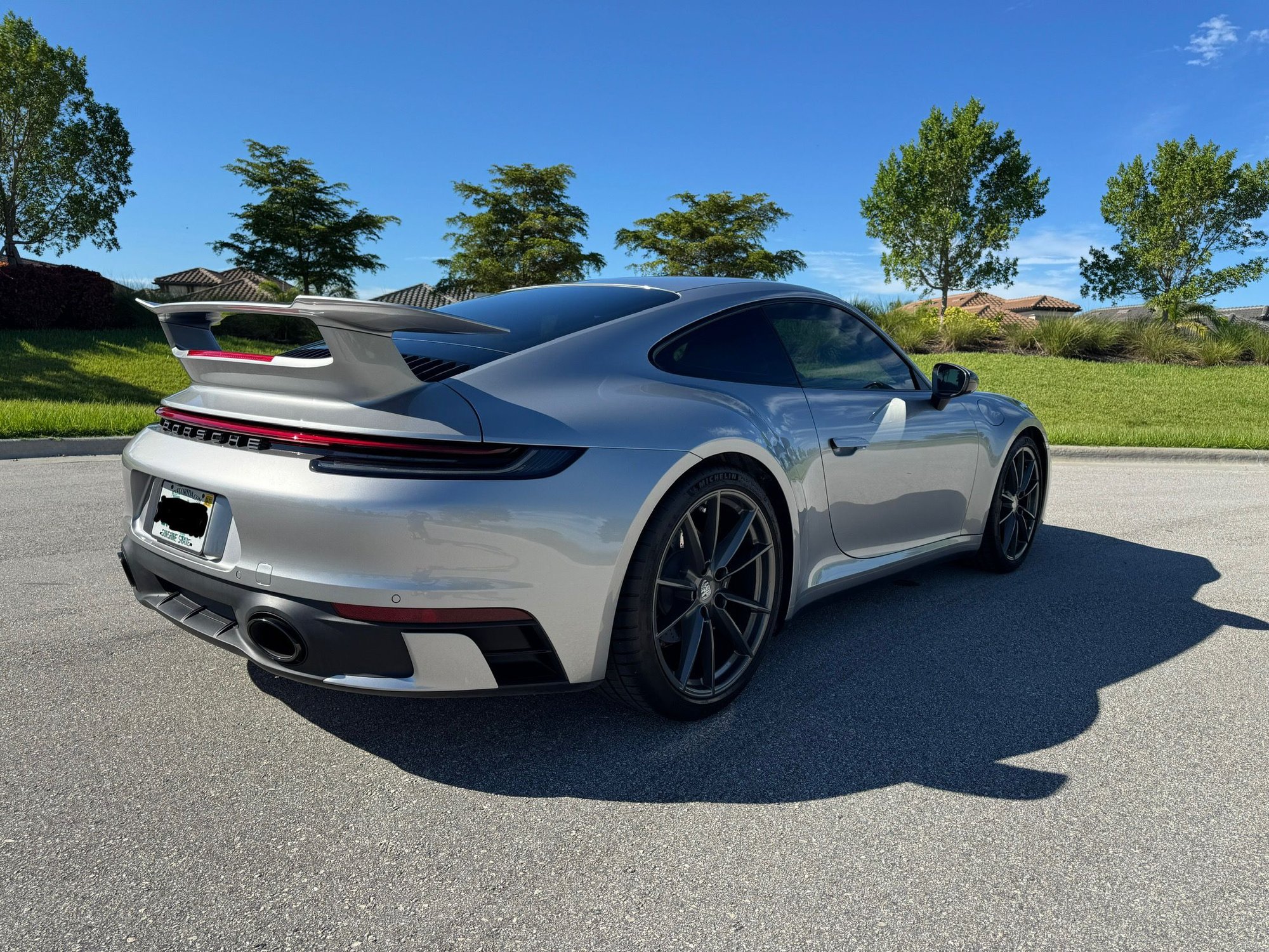 2024 Porsche 911 - 2024 911 Carrera T with Aerokit - Used - VIN WP0AA2A90RS208388 - 3,900 Miles - 6 cyl - 2WD - Manual - Coupe - Silver - Miromar Lakes, FL 33913, United States