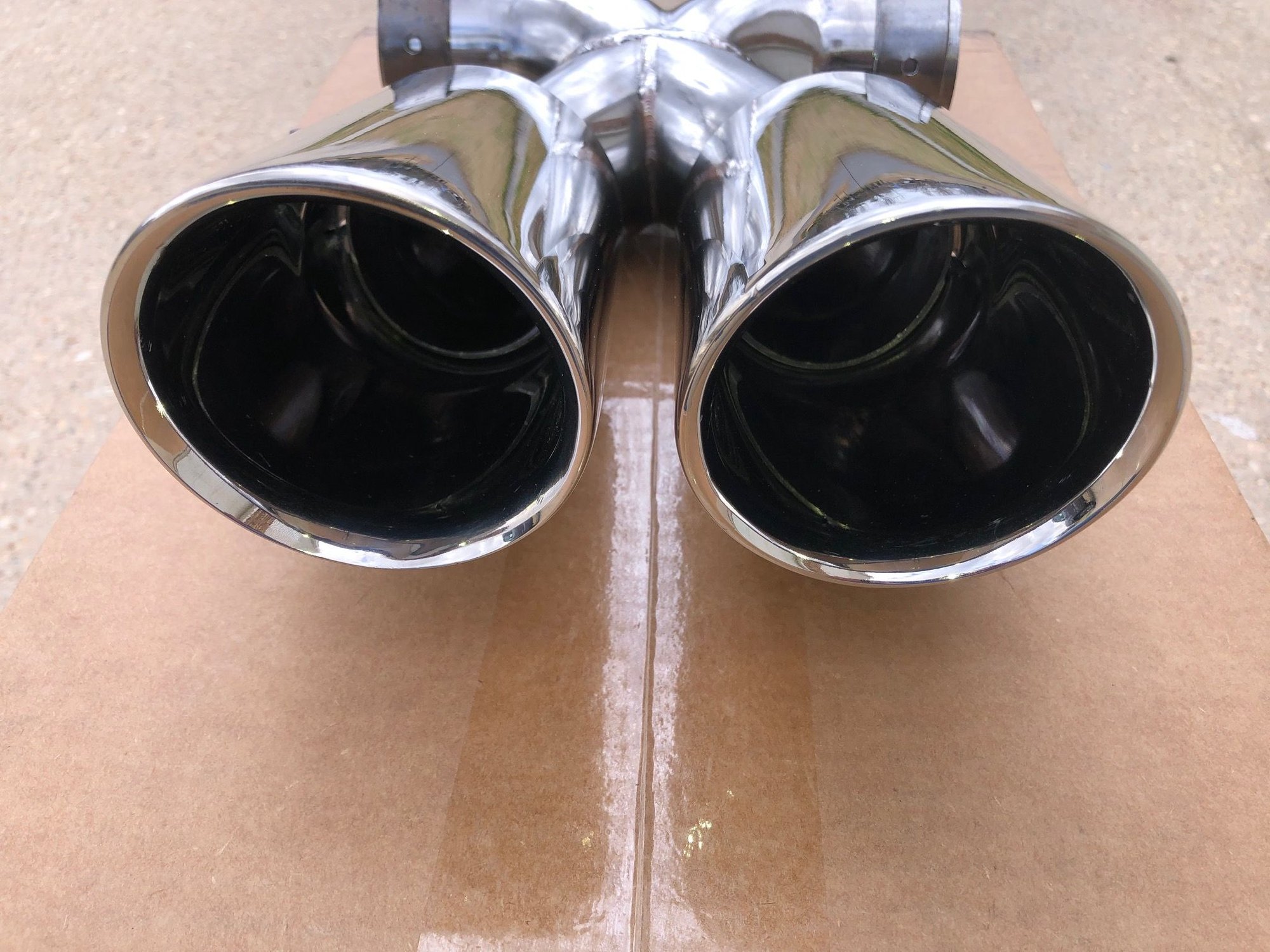Porsche 981 exhaust tips with XPipe Rennlist Porsche Discussion Forums