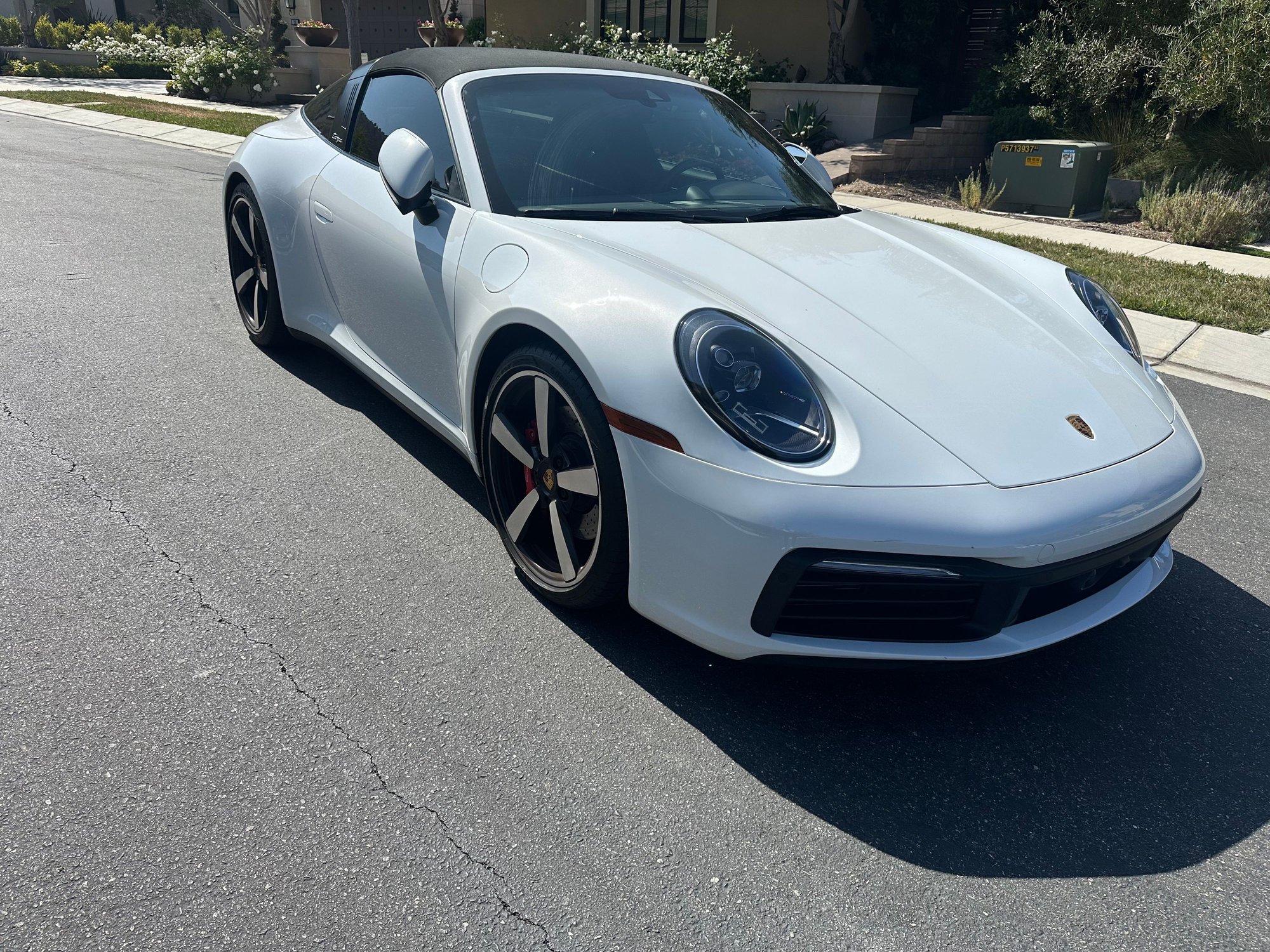2021 Porsche 911 - 2021 Porsche 911 992 Targa 4S PDK CPO till 27 - Used - VIN WP0BB2A96MS235802 - 10,500 Miles - Automatic - Convertible - White - Irvine, CA 92618, United States