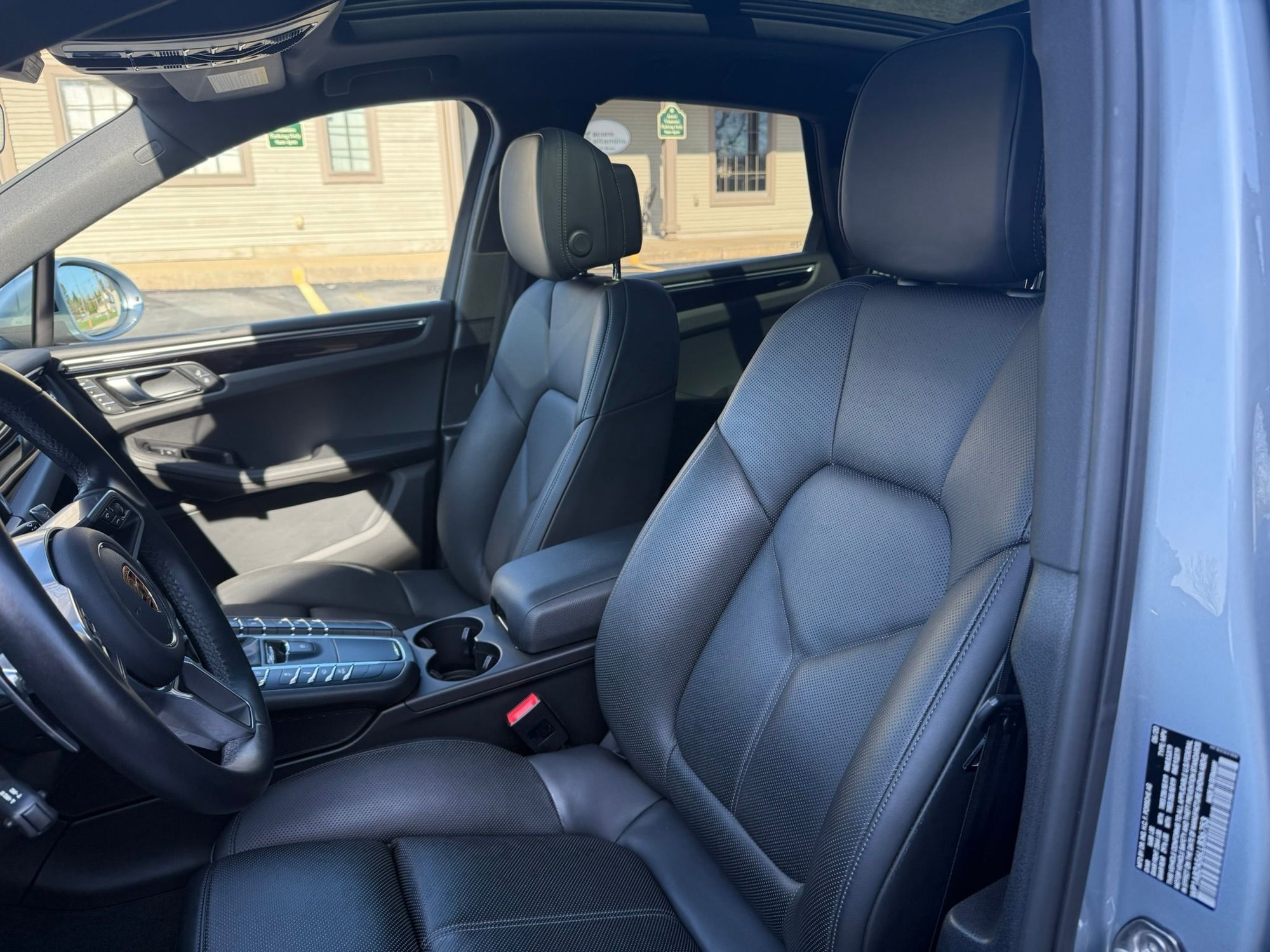 2020 Porsche Macan - 2020 Macan S (CPO) Low Miles - Used - VIN WP1AB2A56LLB36753 - 25,230 Miles - 6 cyl - AWD - Automatic - SUV - Silver - Akron, OH 44333, United States