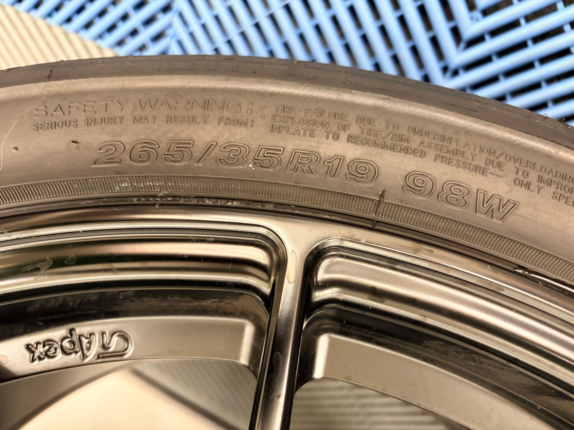 Wheels and Tires/Axles - Apex SM-10RS with RE71RS + TPMS for GT4/ Spyder - Used - All Years  All Models - Mountain View, CA 94043, United States