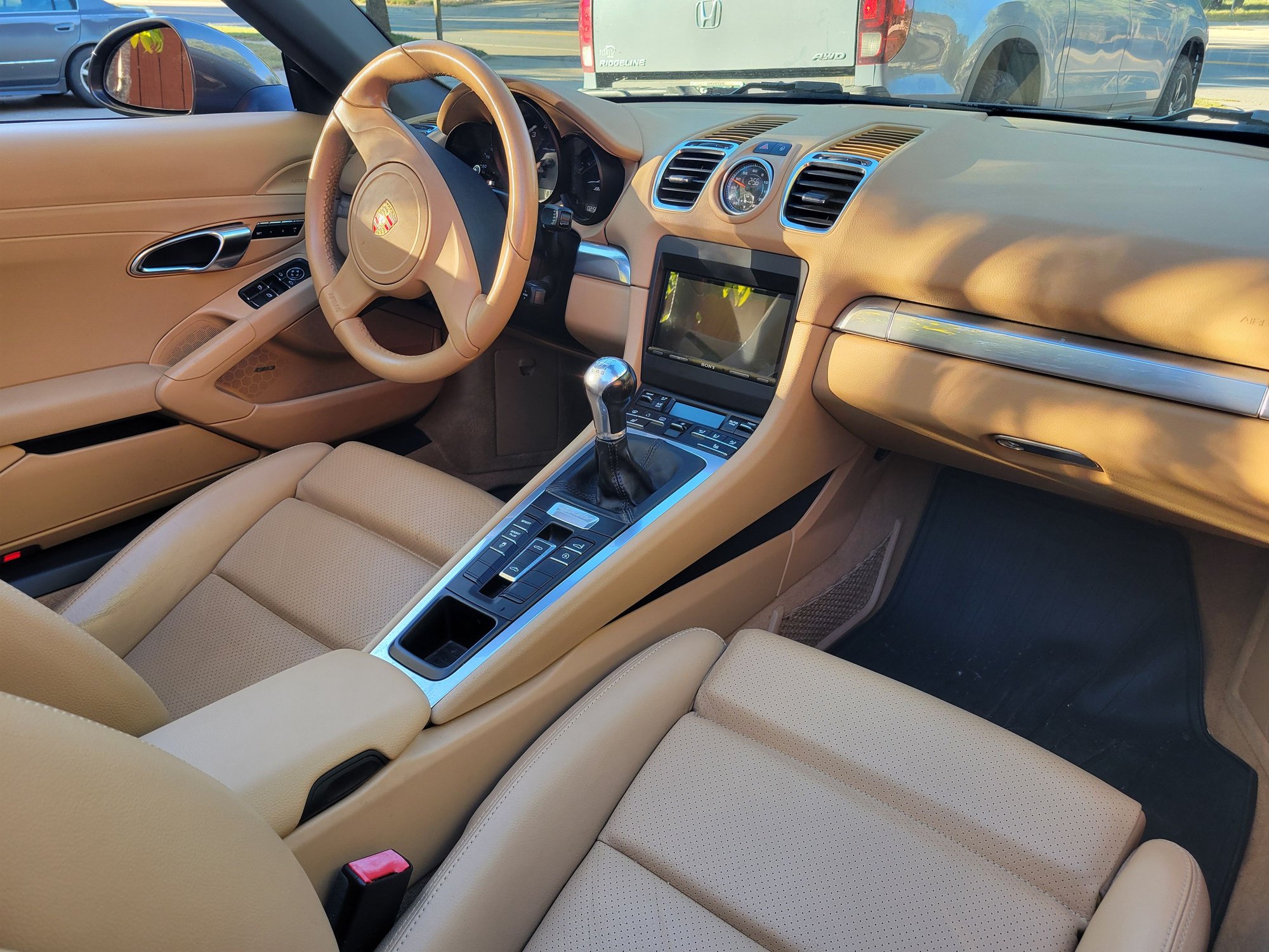 2013 Porsche Boxster - 2103 Boster 6sp manual Sport Chrono - Used - VIN WP0CA2A83DS112246 - 40,313 Miles - 6 cyl - 2WD - Manual - Convertible - Silver - Durango, CO 81301, United States