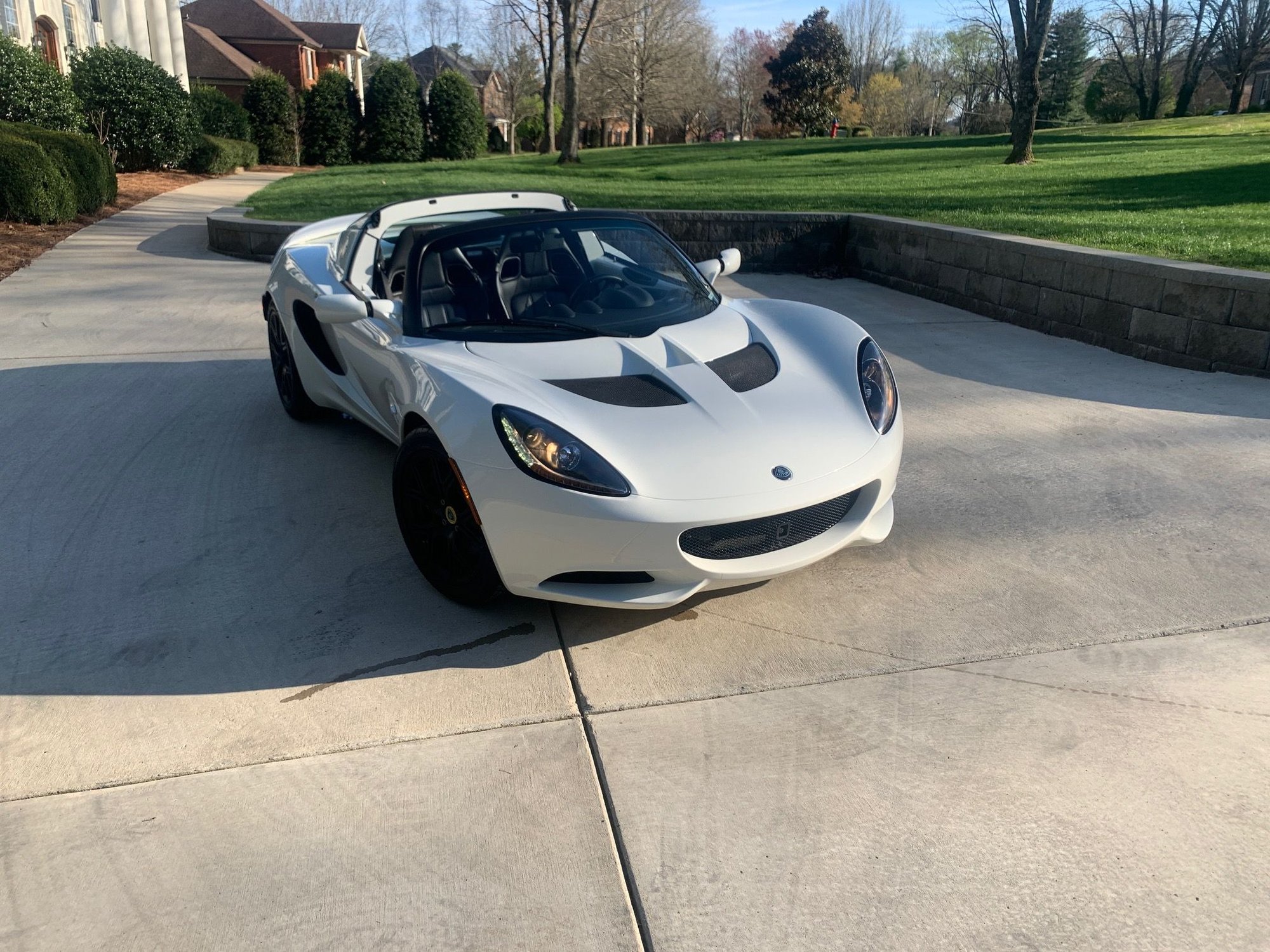2011 Lotus Elise - 2011 Lotus Elise Supercharged RGB Edition 2500 miles Perfect - Used - VIN SCCLHCZC3BHA11827 - 2,500 Miles - 4 cyl - 2WD - Manual - Convertible - White - Nashville, TN 37027, United States