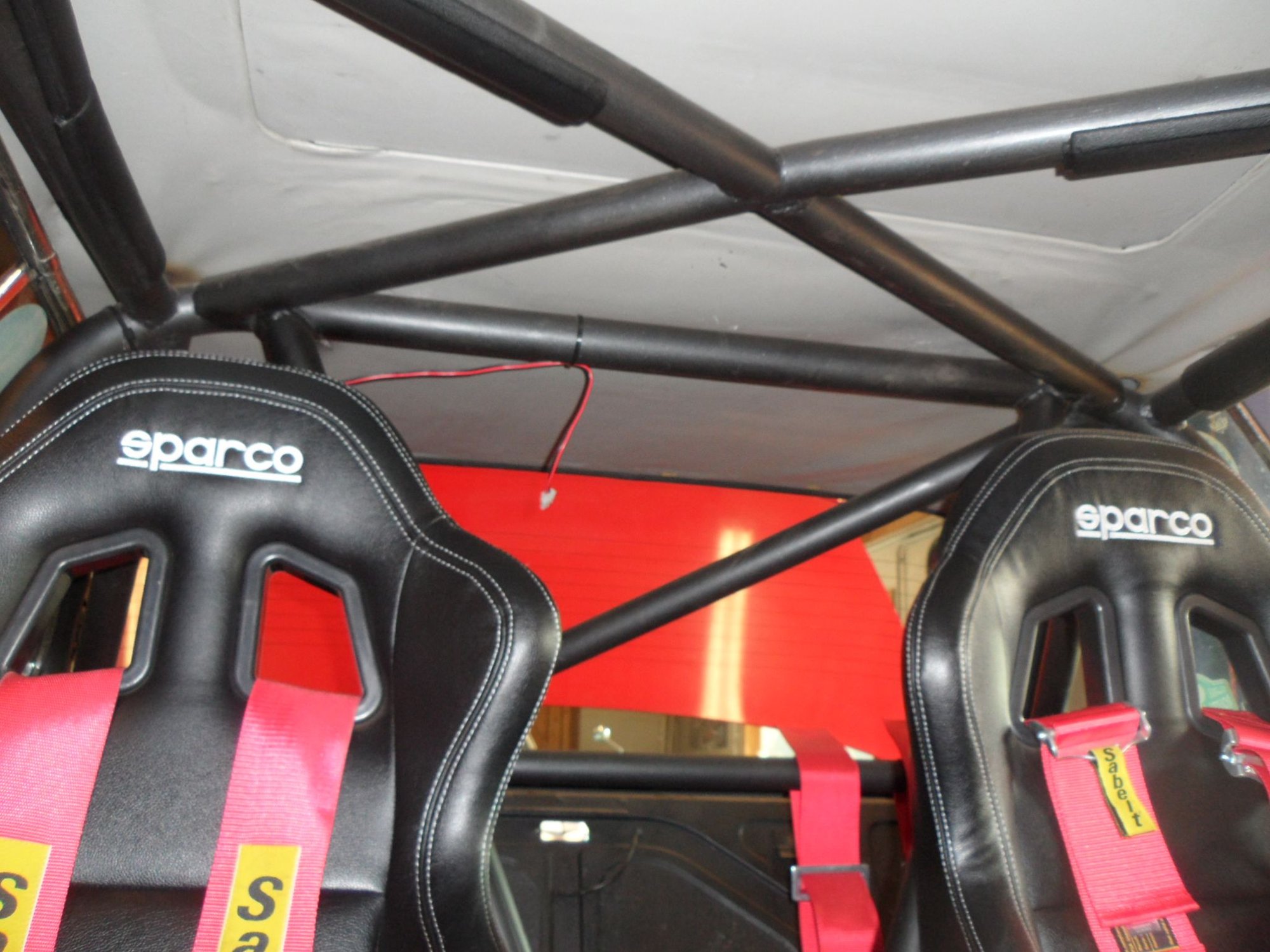 sparco r100 e36