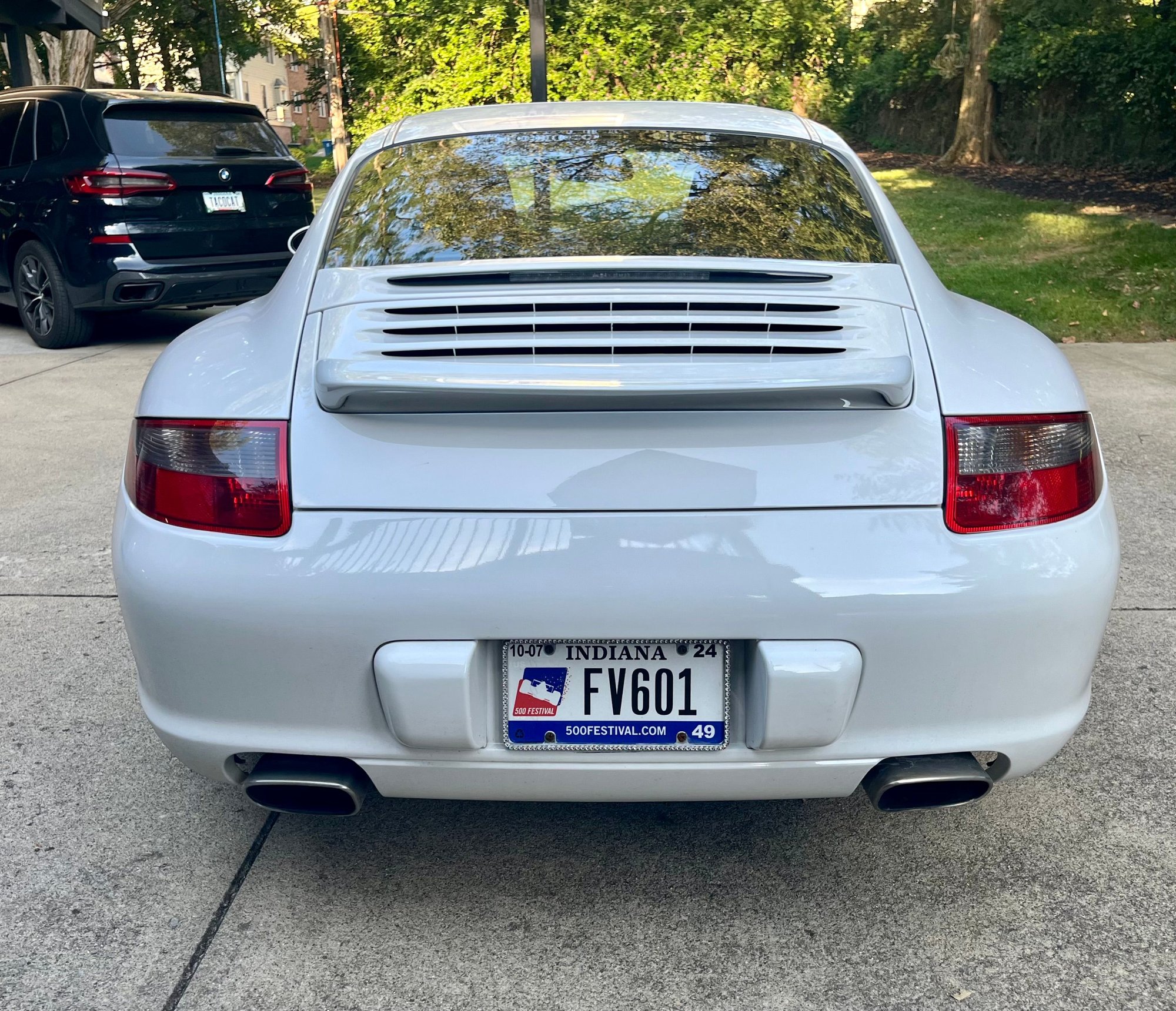 2006 Porsche 911 - VERY CLEAN 997.1 coupe, excellent mechanical and cosmetic condition, clean carfax - Used - VIN WP0AA29976S717250 - 110,151 Miles - 2WD - Automatic - Coupe - White - Indianapolis, IN 46220, United States