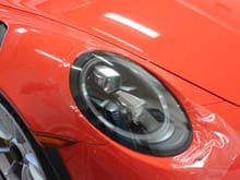 A very common concern for 991 owners is the De-Lamination issue potential for OEM headlight housings. We always err on the side of caution and leave the final decision up to our clients whether the risk is worth wrapping. We have had great success with wrapping these without incident.